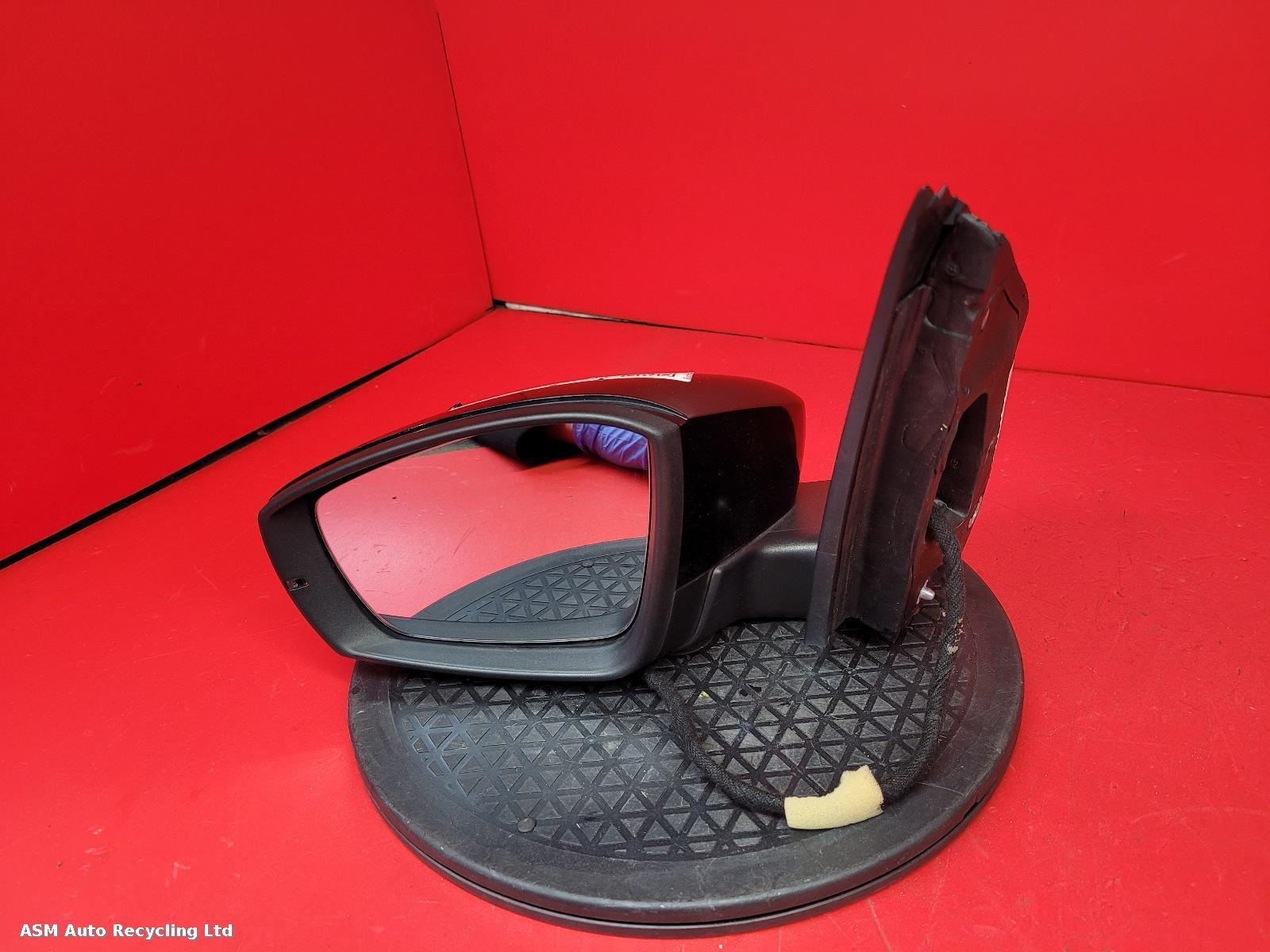 View Auto part L Door Mirror Volkswagen Polo 2012