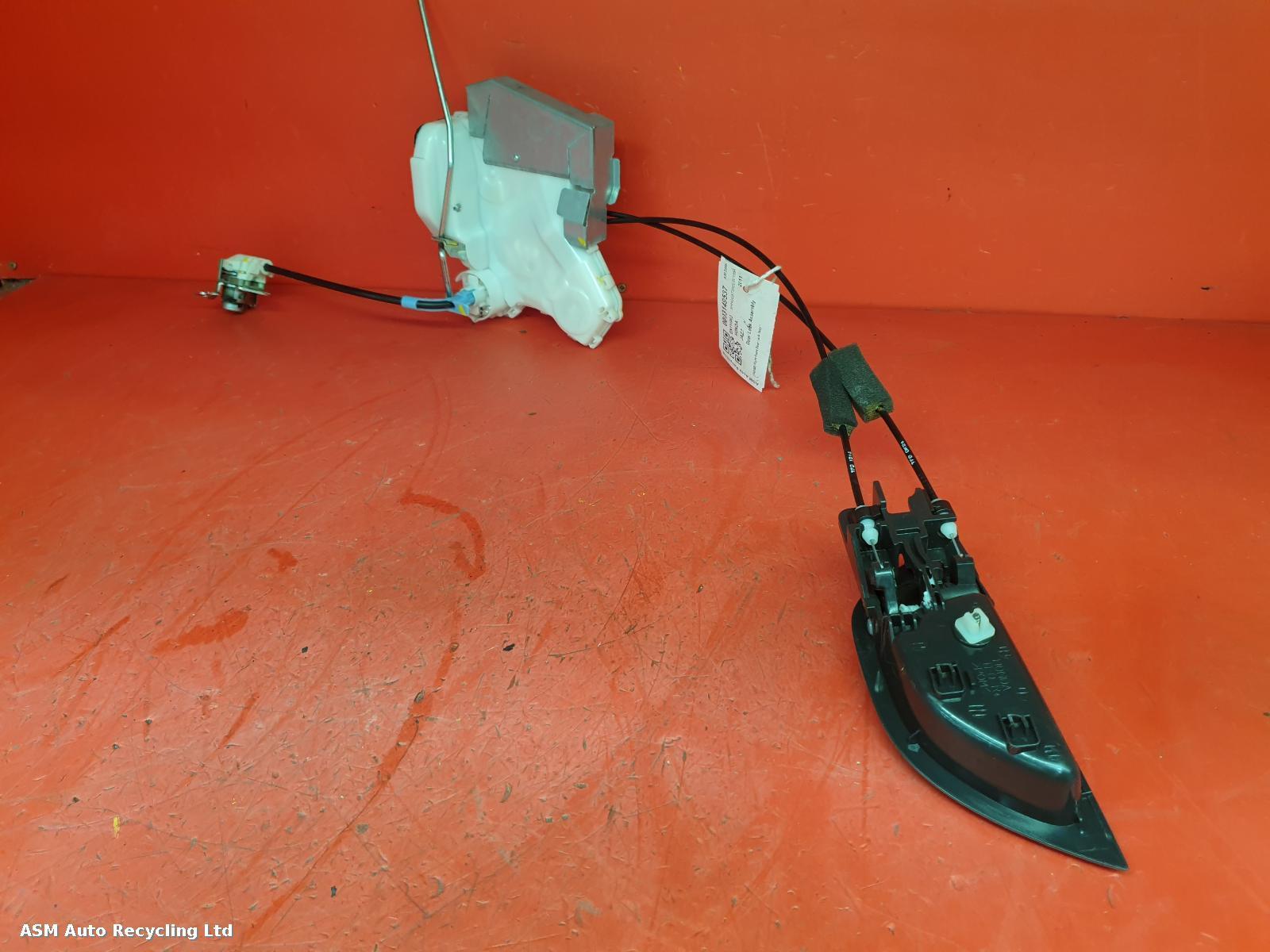 View Auto part Door Lock Assembly Honda Jazz 2011