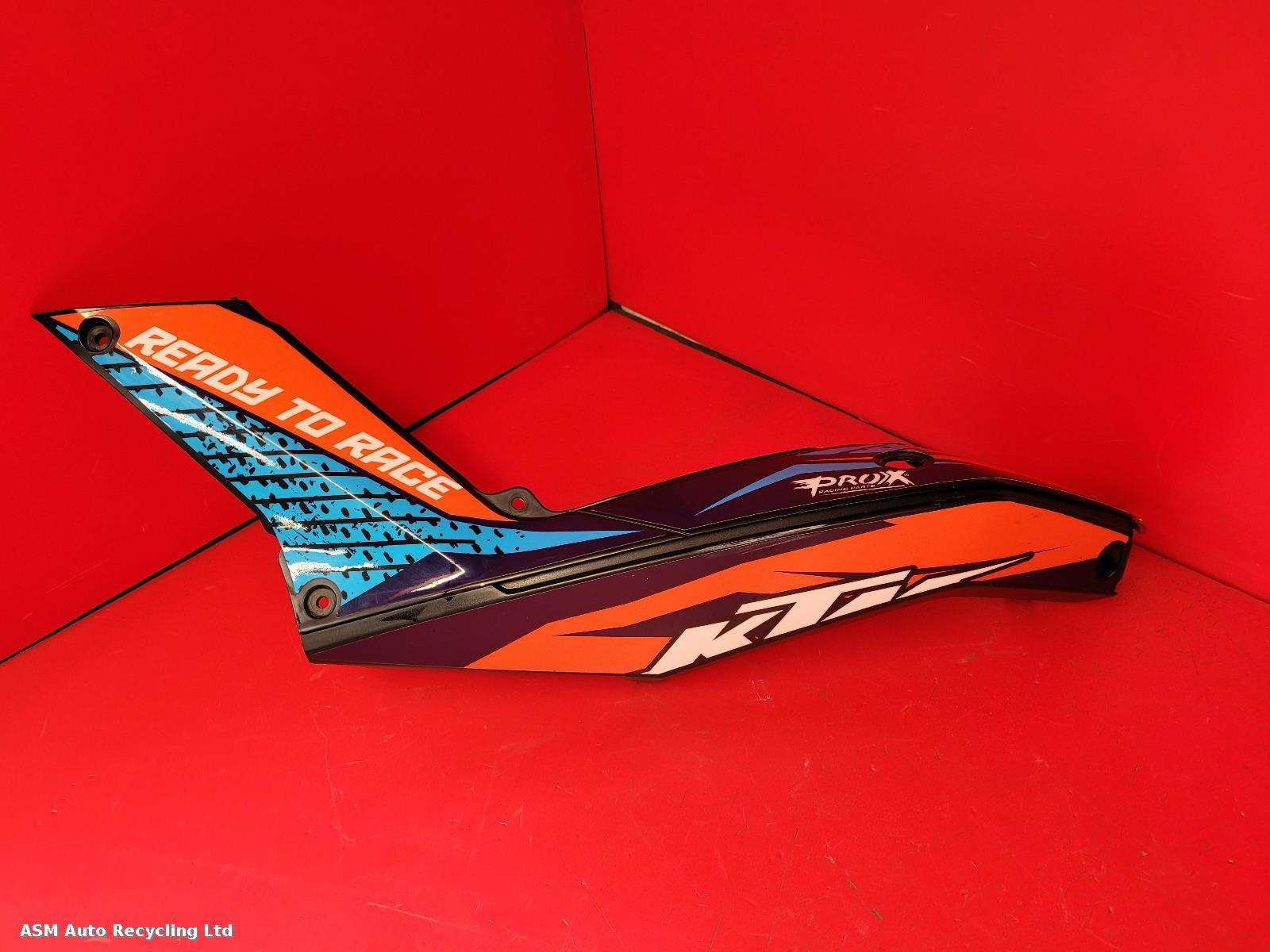 View Auto part Seat Cowl Ktm 125 Duke 2016