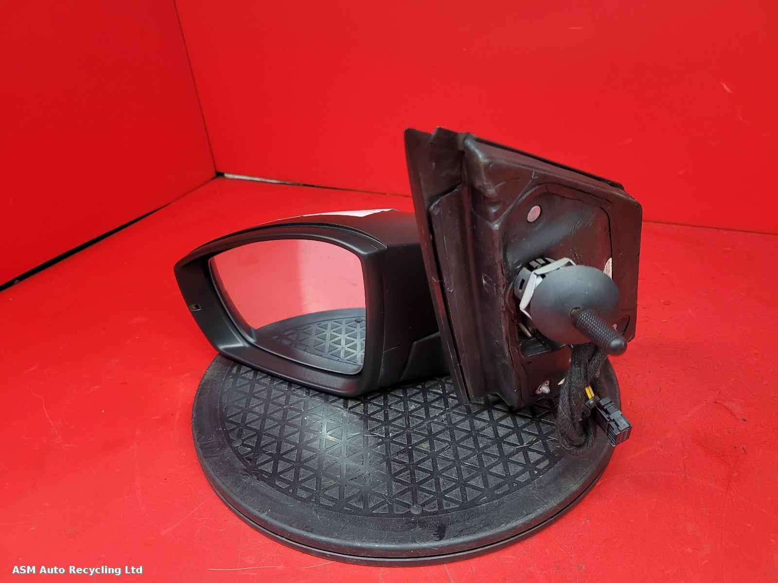 View Auto part L Door Mirror Volkswagen Polo 2014
