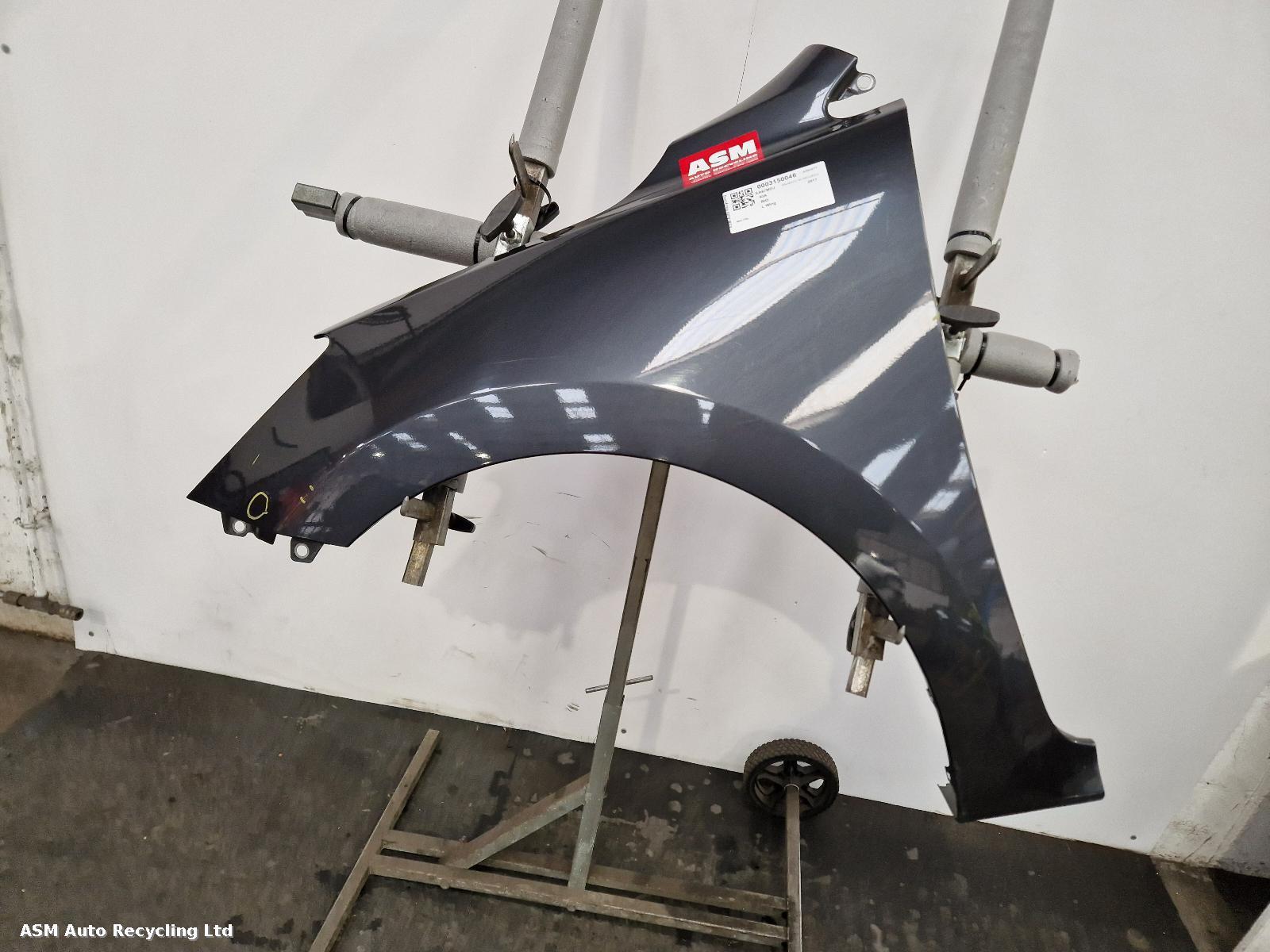 View Auto part L Wing Kia Rio 2017