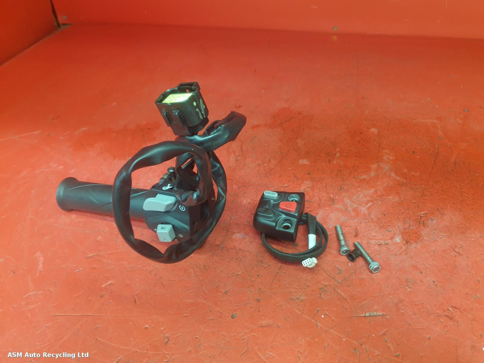 View Auto part RH Switch Gear Zontes Zt 125-c 2024