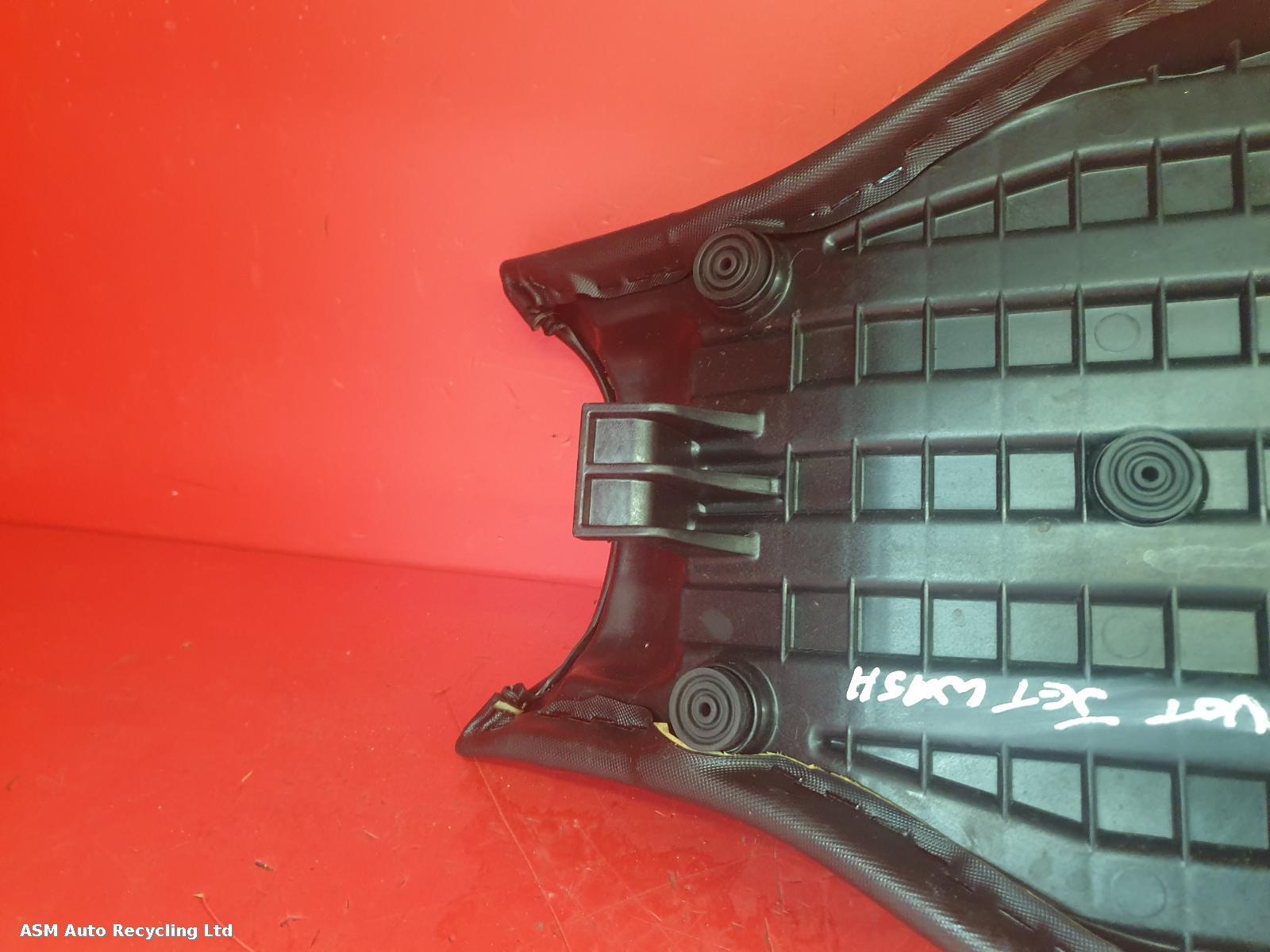 View Auto part Front Seat Zontes Zt 125-c 2024