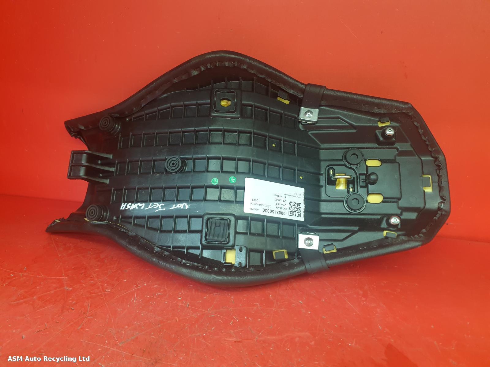 View Auto part Front Seat Zontes Zt 125-c 2024
