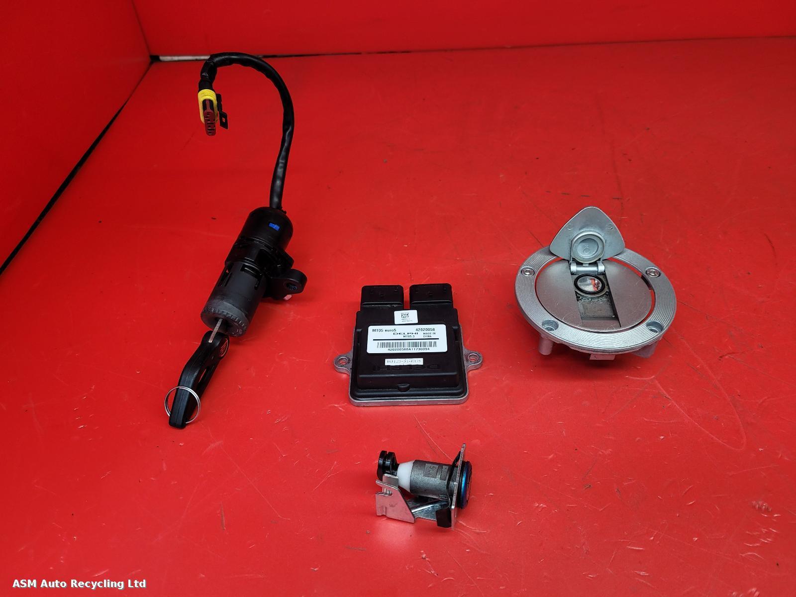 View Auto part Comp.Lock Set + Keys Keeway Rkf 125 2024