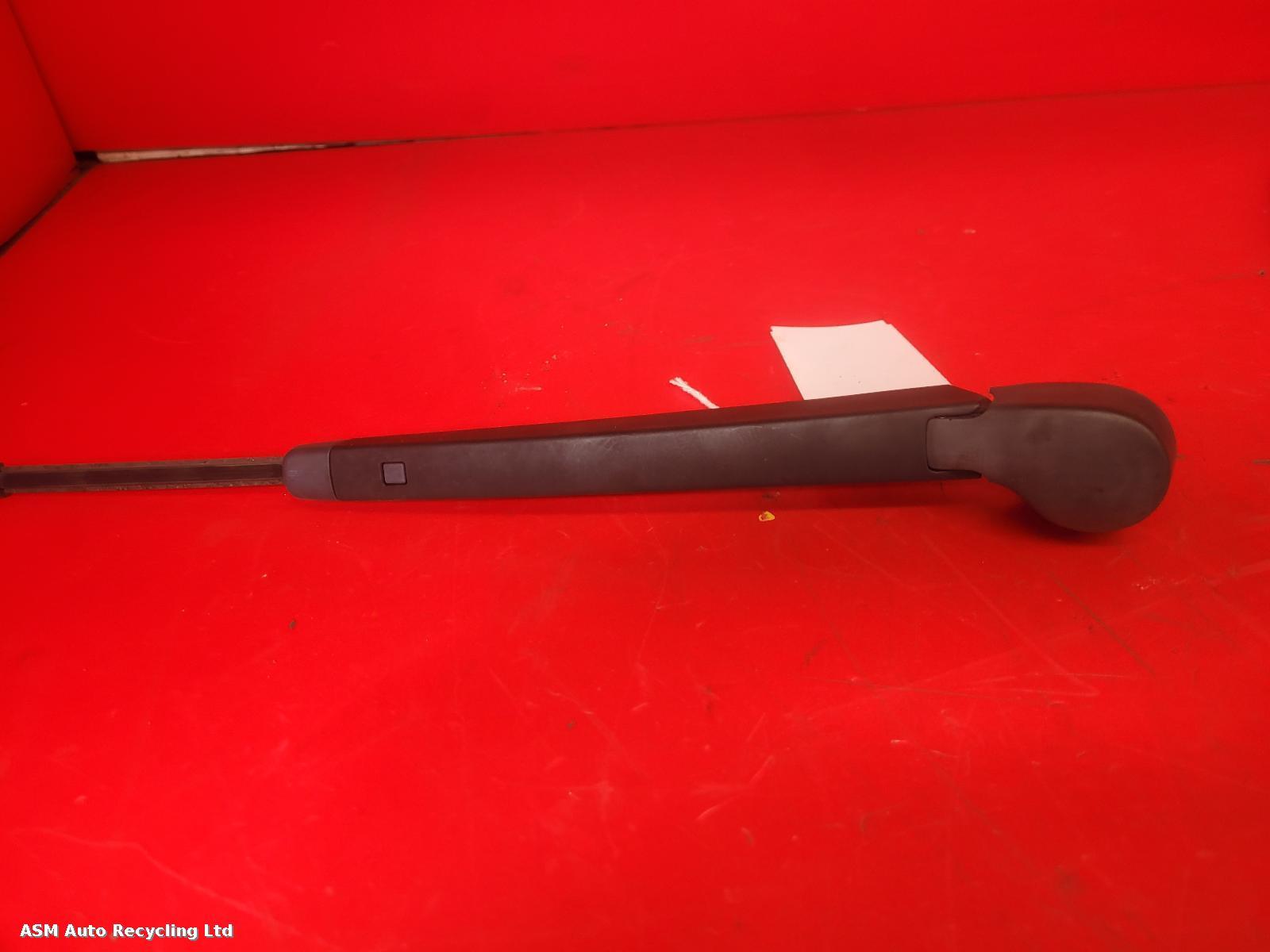 View Auto part Wiper Arm Volkswagen Polo 2016