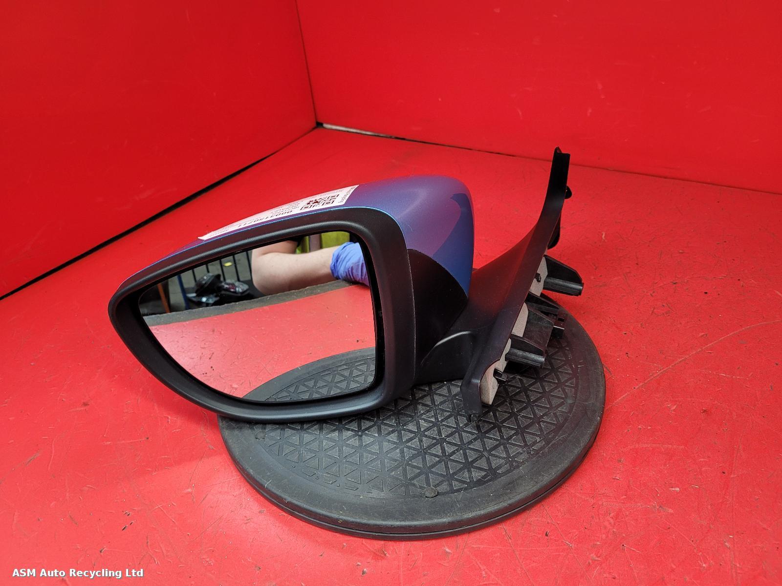 View Auto part L Door Mirror Renault Zoe 2021