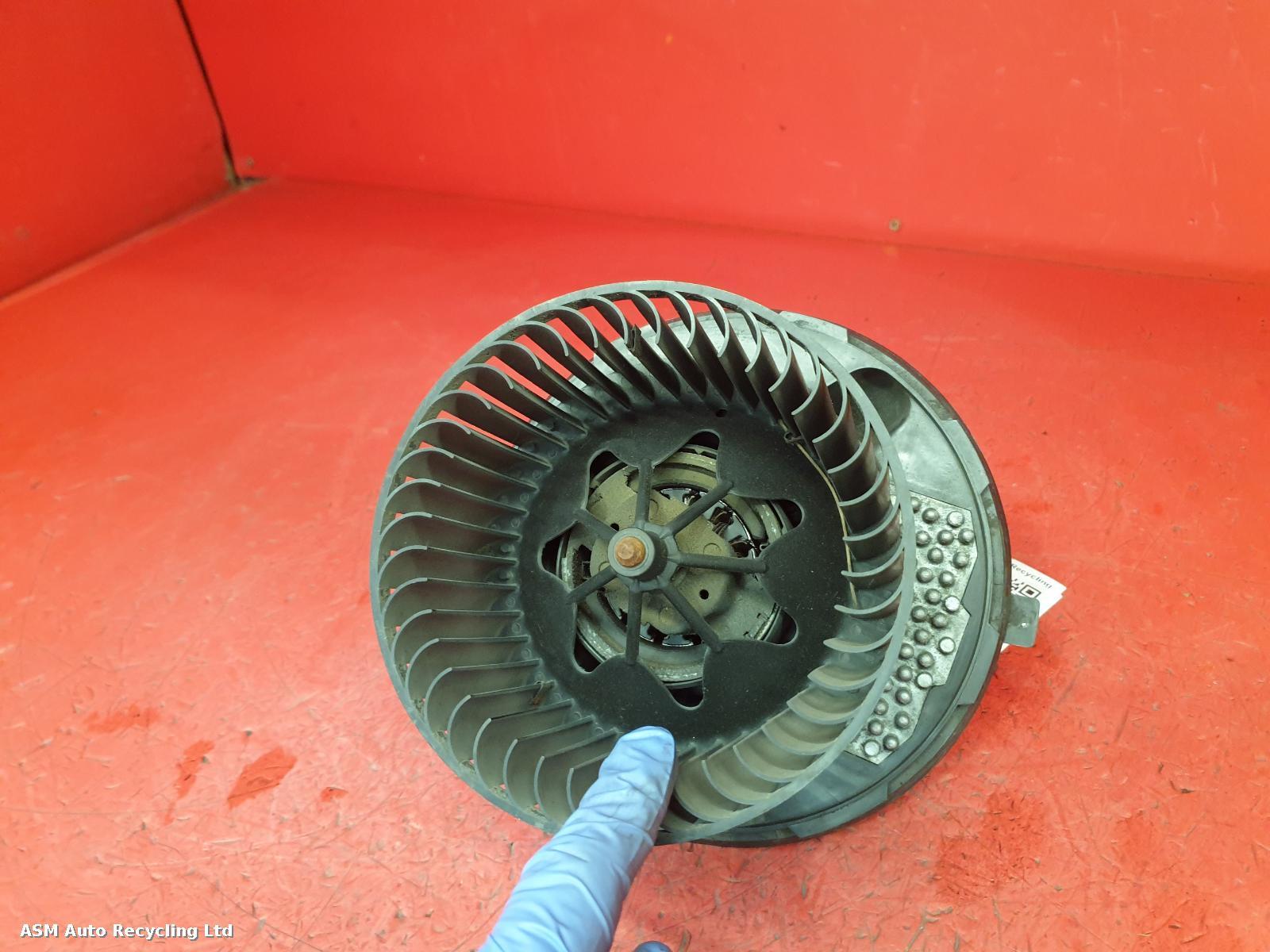 View Auto part Heater Motor/Assembly Audi A3 2011
