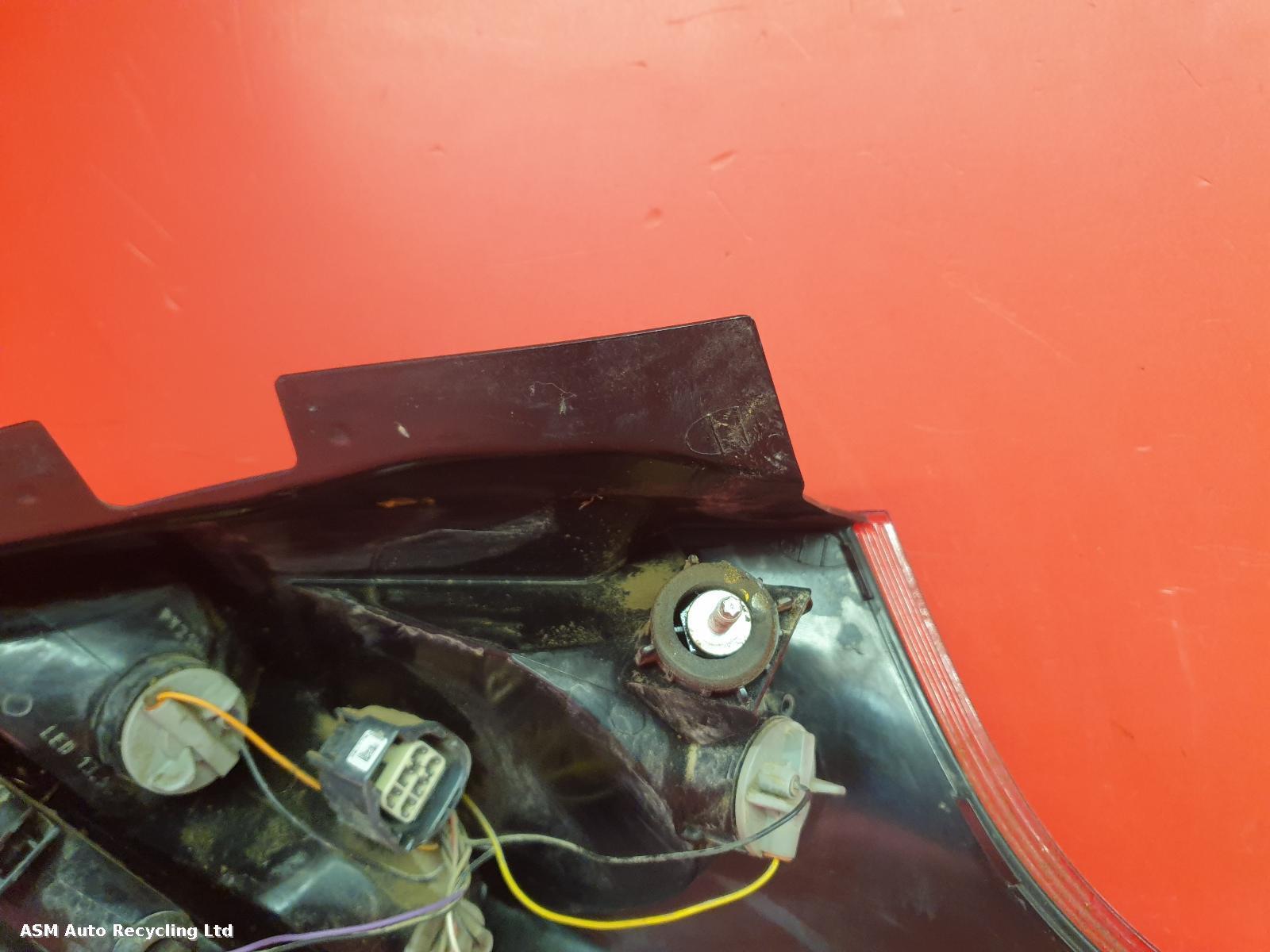 View Auto part L Taillight Ford Focus 2012