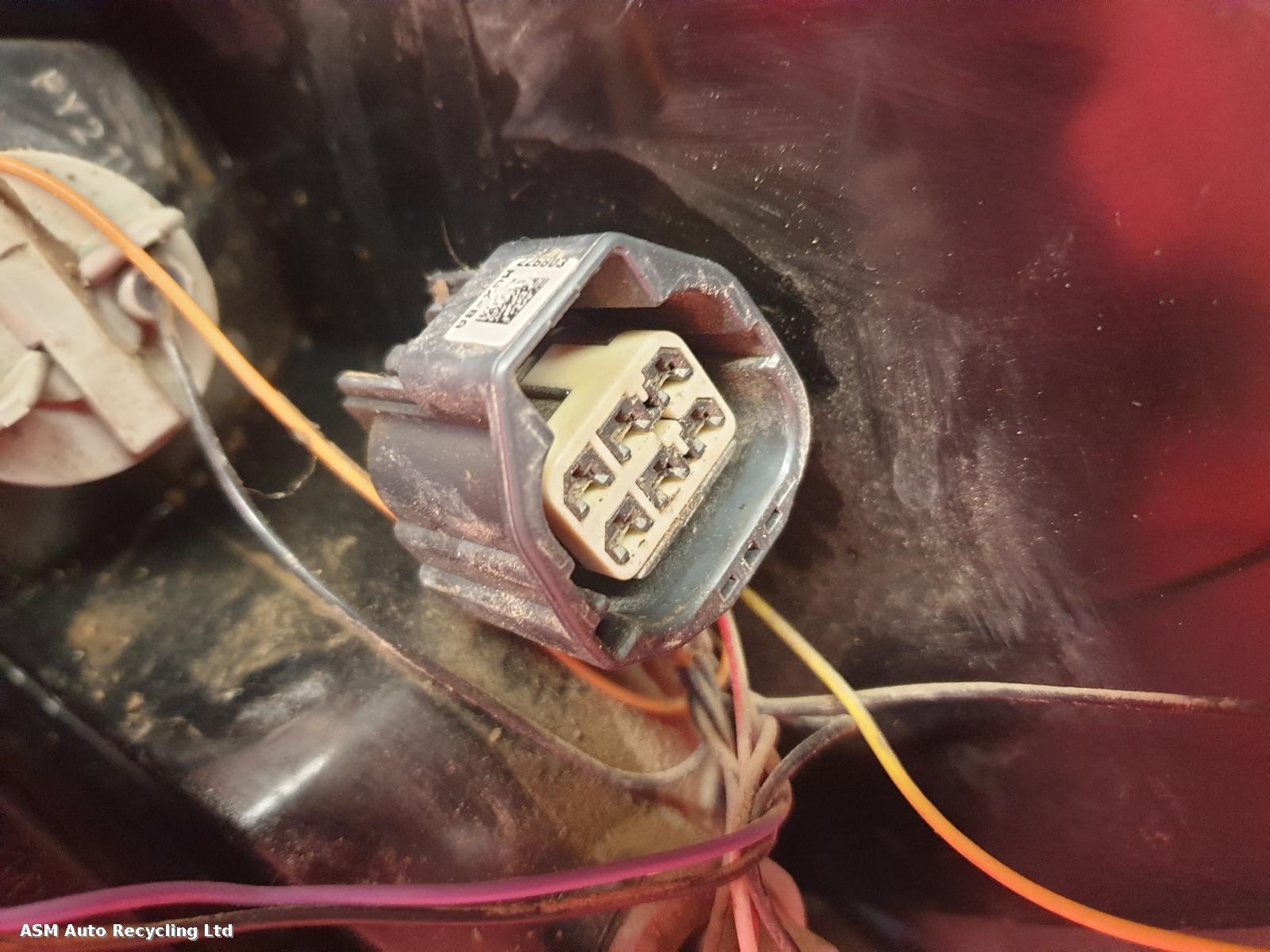 View Auto part L Taillight Ford Focus 2012