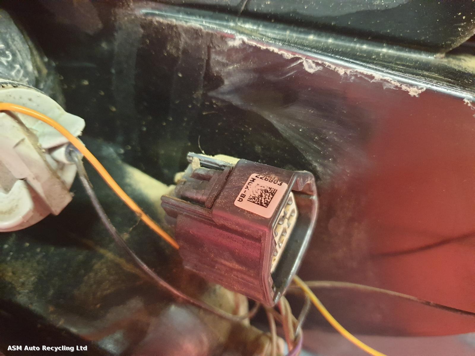 View Auto part L Taillight Ford Focus 2012