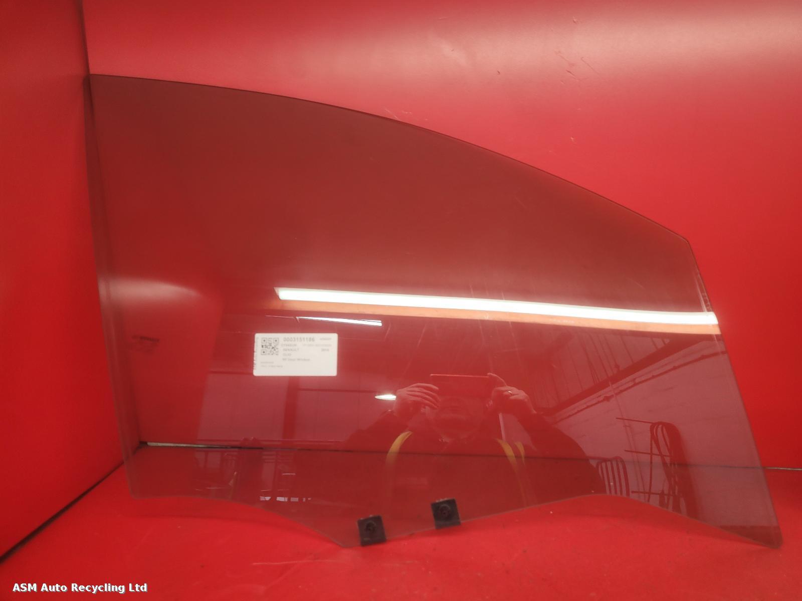 View Auto part RF Door Window Renault Clio 2014