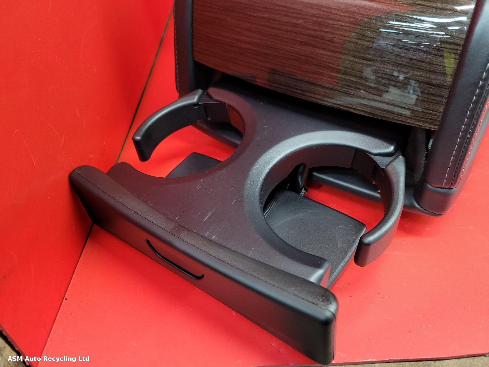 View Auto part 2nd Seat (Rear Seat) Bmw 7 Series 2016