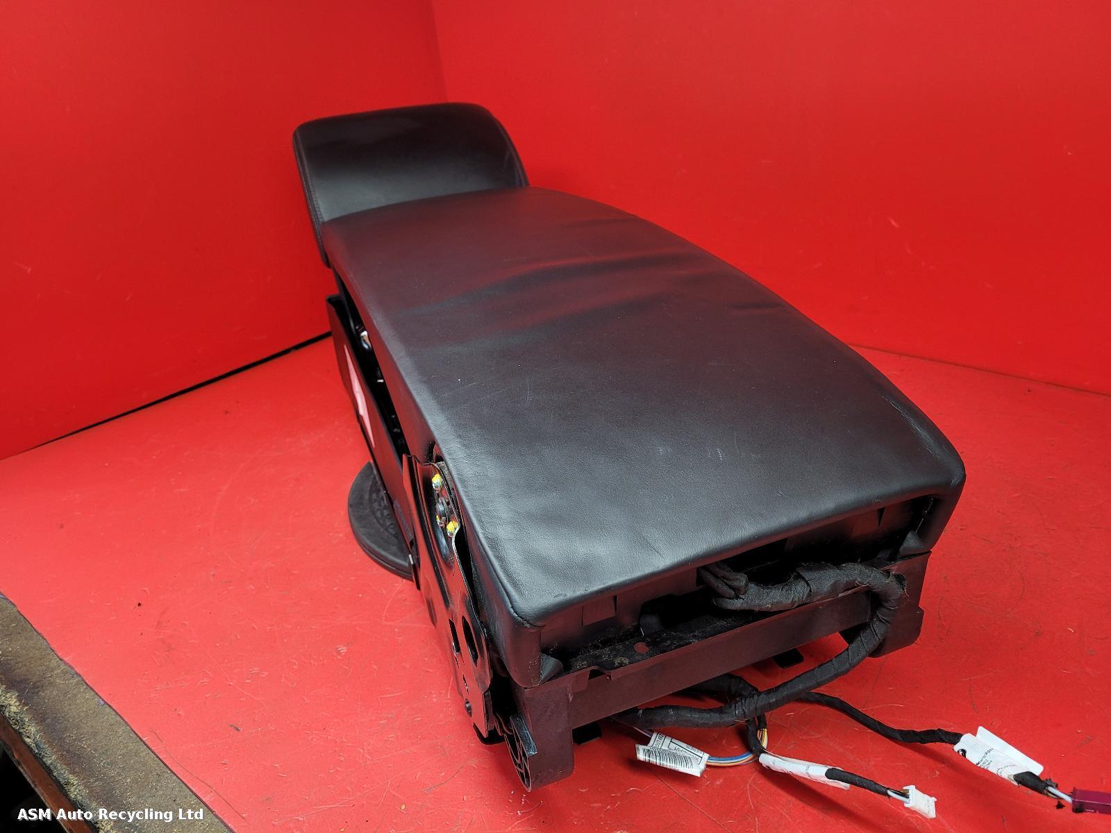 View Auto part 2nd Seat (Rear Seat) Bmw 7 Series 2016