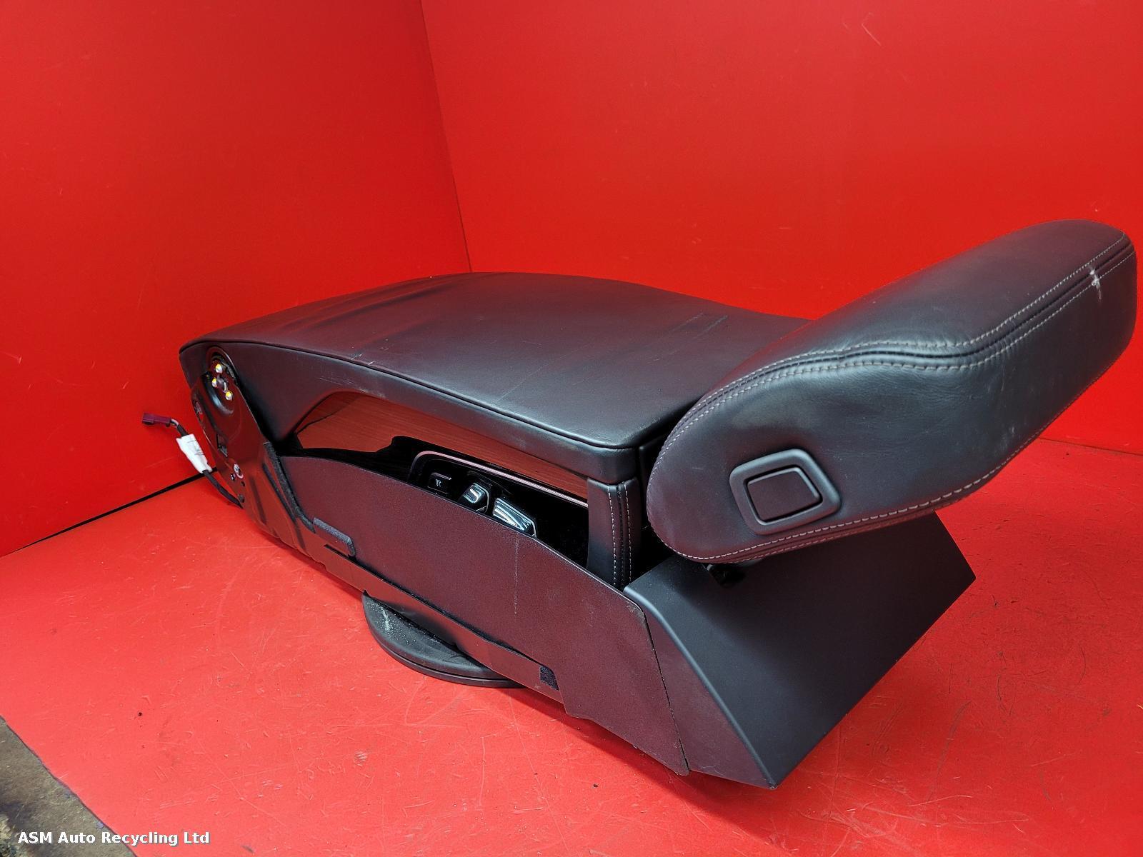 View Auto part 2nd Seat (Rear Seat) Bmw 7 Series 2016