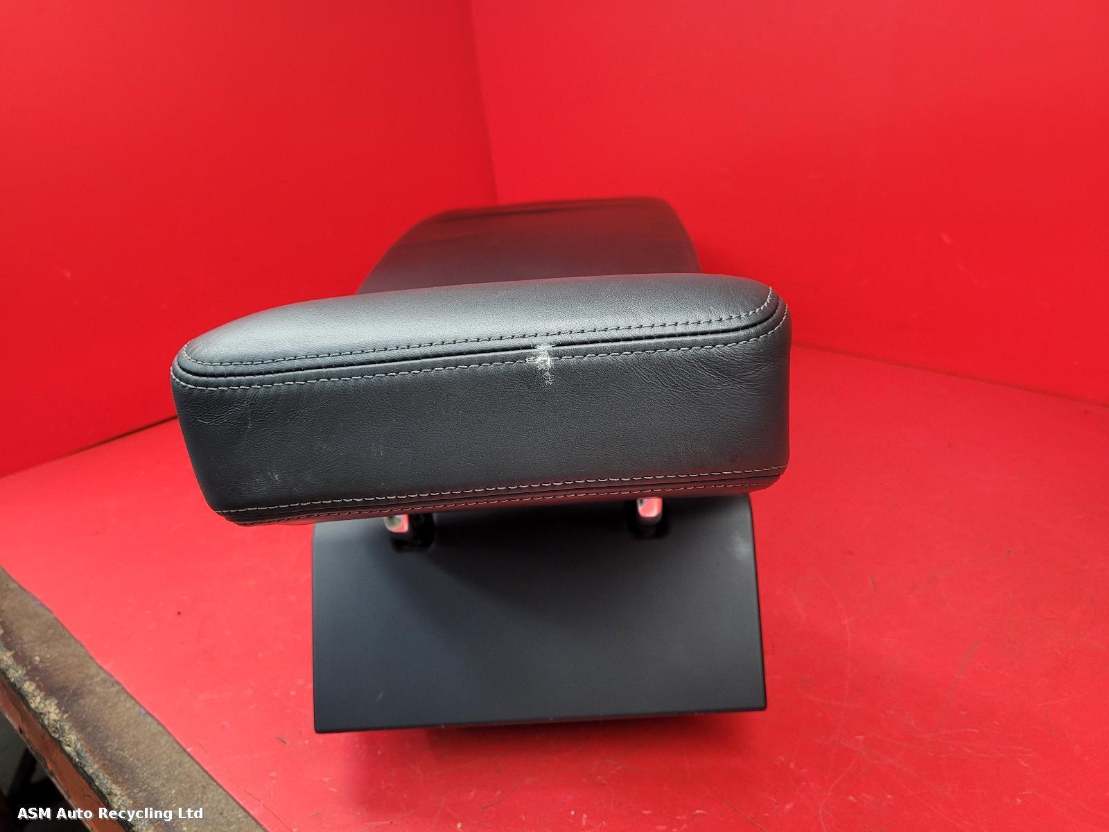 View Auto part 2nd Seat (Rear Seat) Bmw 7 Series 2016