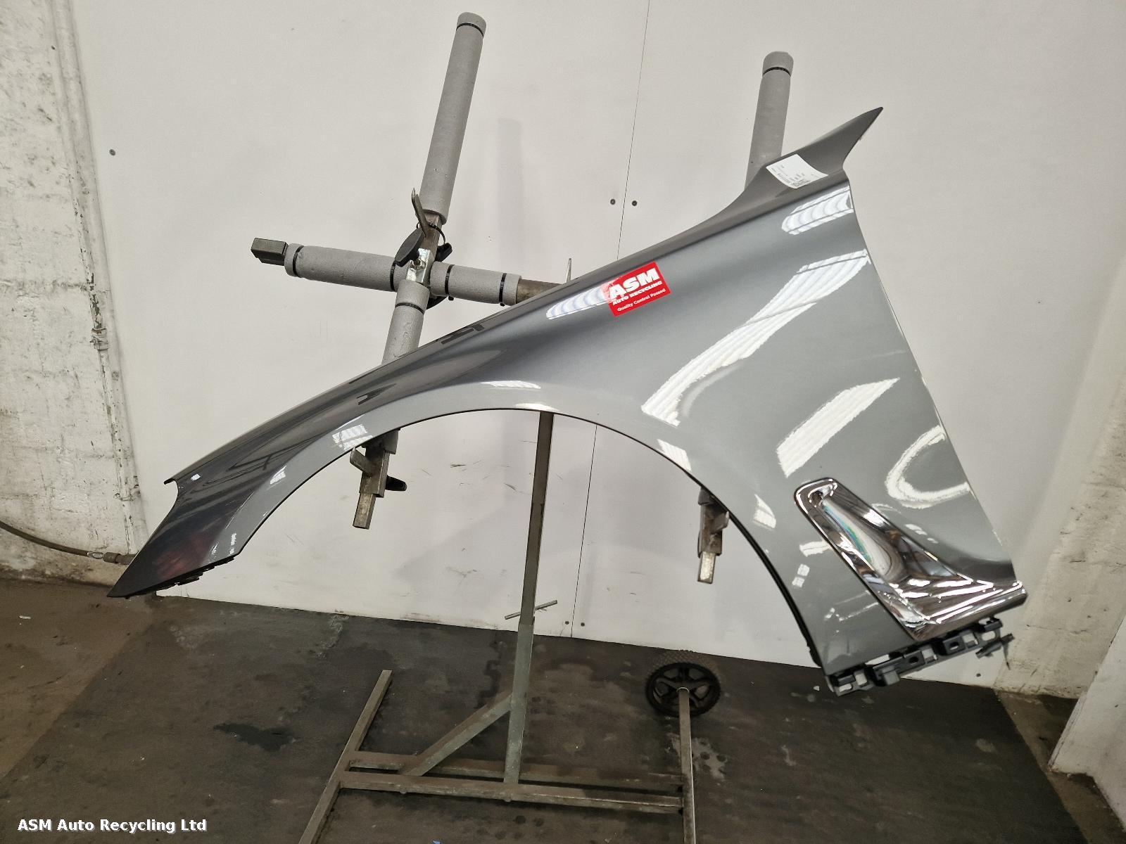 View Auto part L Wing Bmw 7 Series 2016