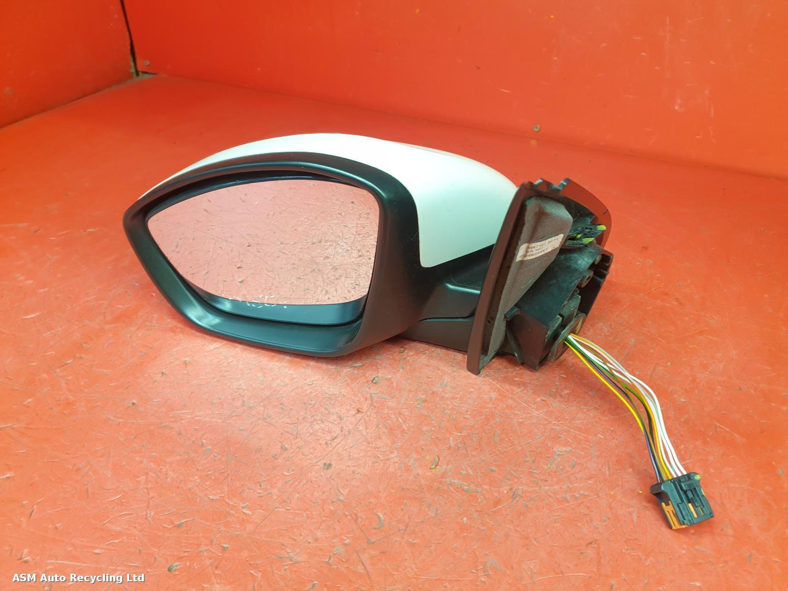 View Auto part L Door Mirror Peugeot 308 2015