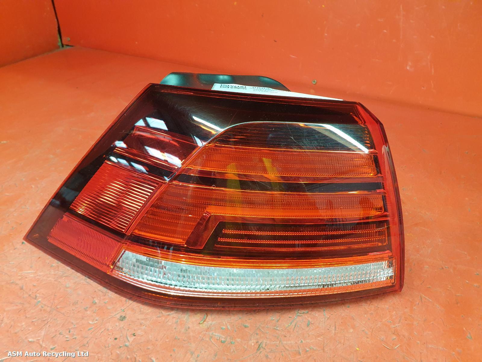 View Auto part L Taillight Volkswagen Golf 2020