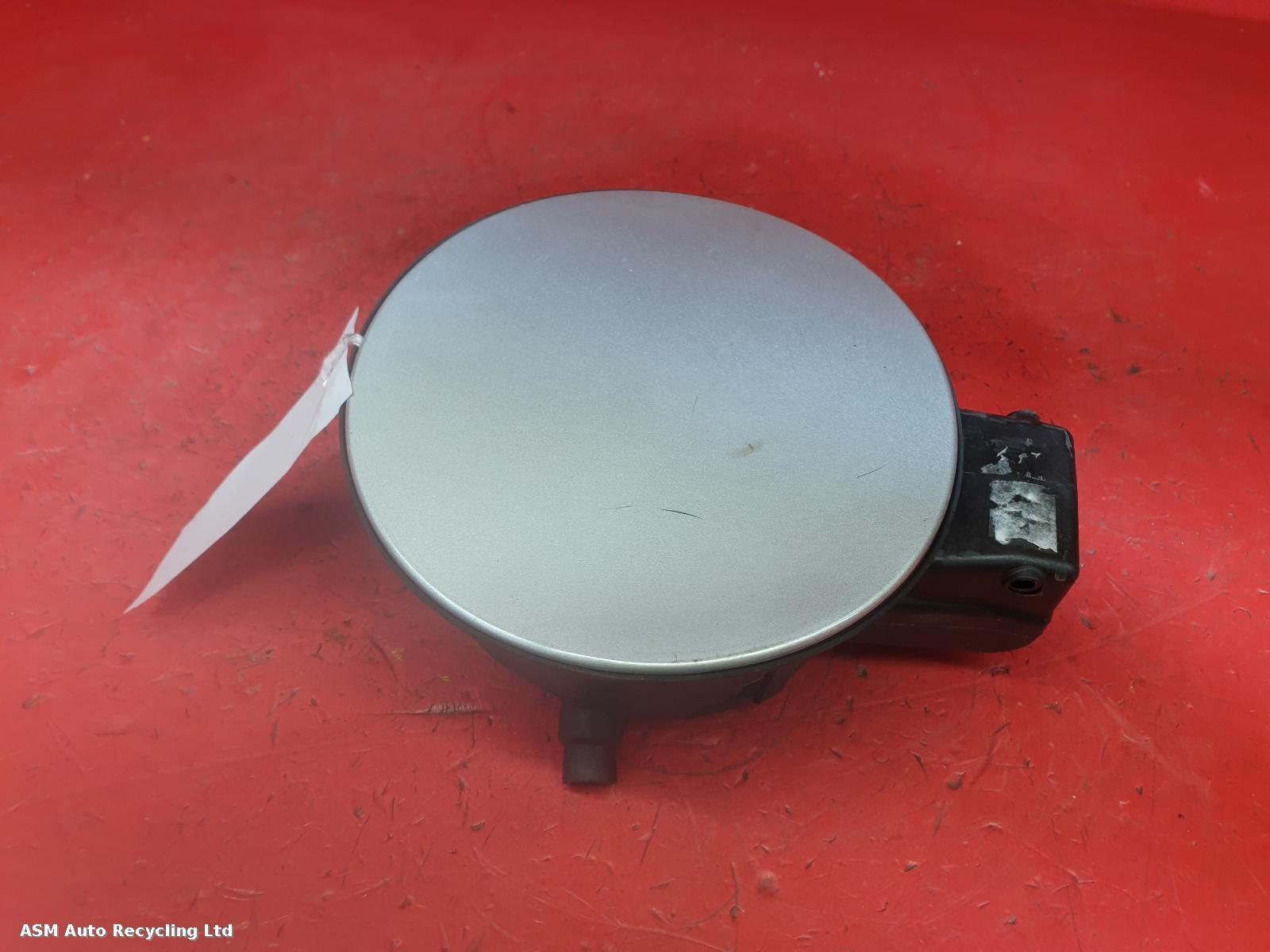 View Auto part Fuel Filler Flap Volkswagen Polo 2012