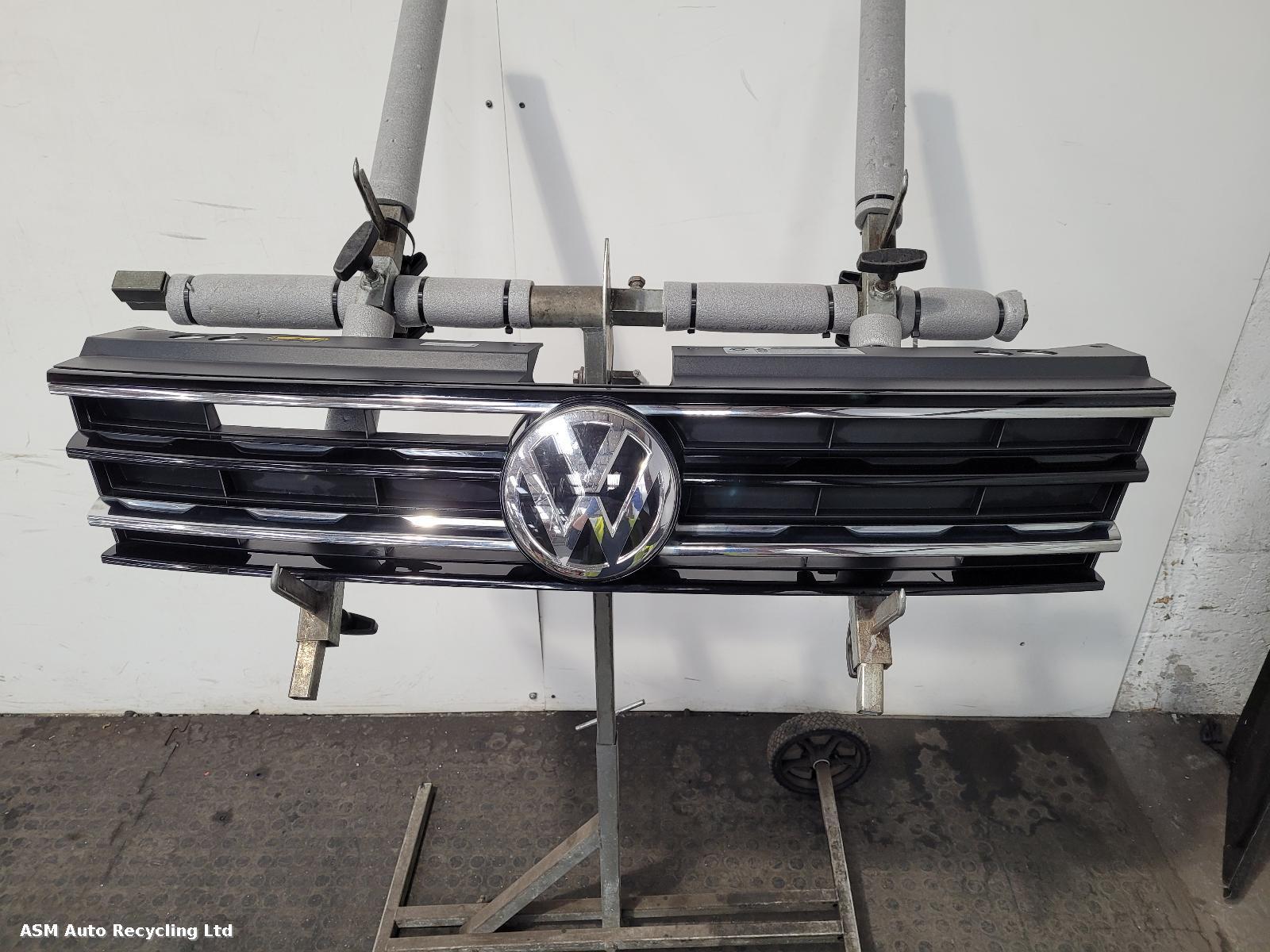 View Auto part Grille Volkswagen Tiguan 2018