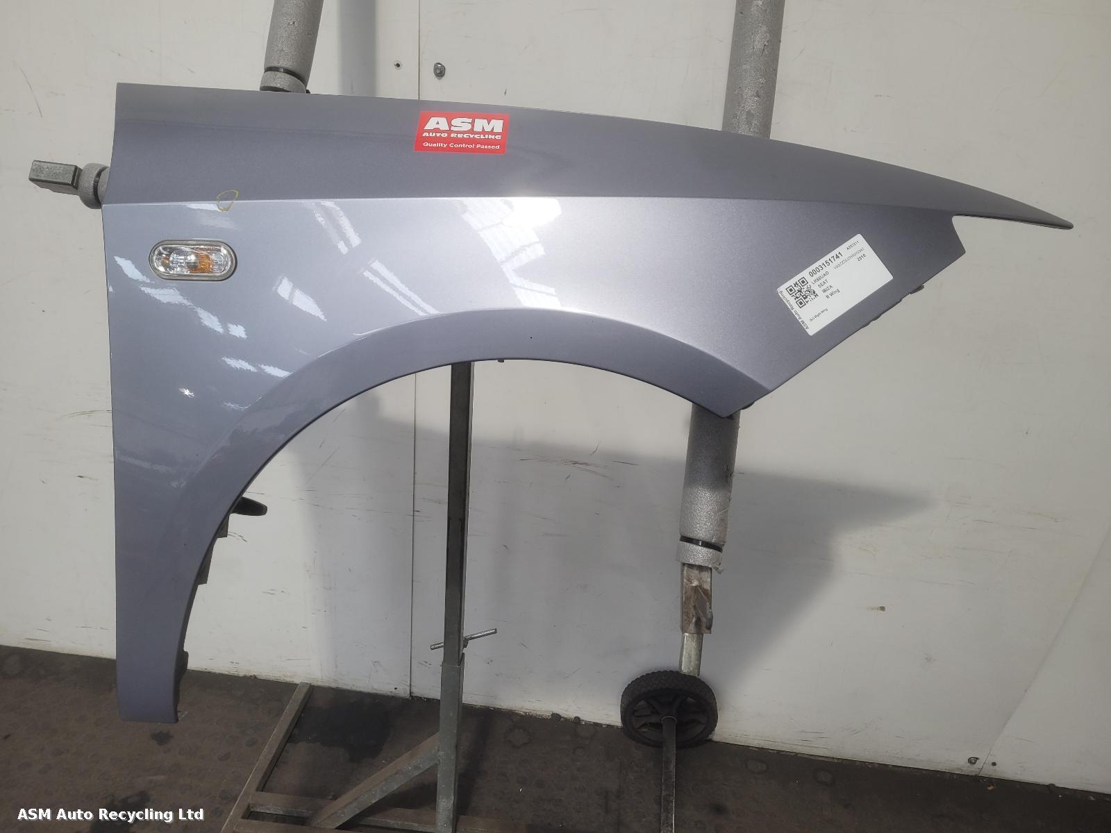 View Auto part R Wing Seat Ibiza 2016