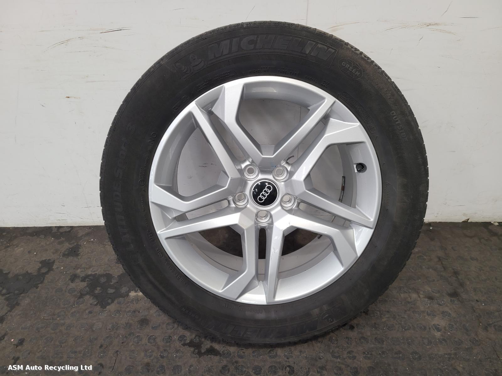View Auto part Wheel Set Audi Q5 2021