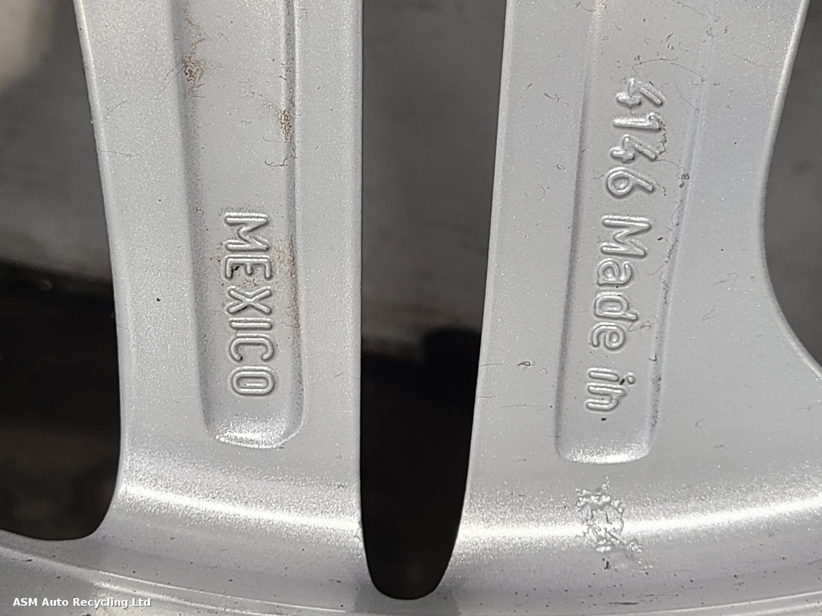 View Auto part Wheel Set Audi Q5 2021