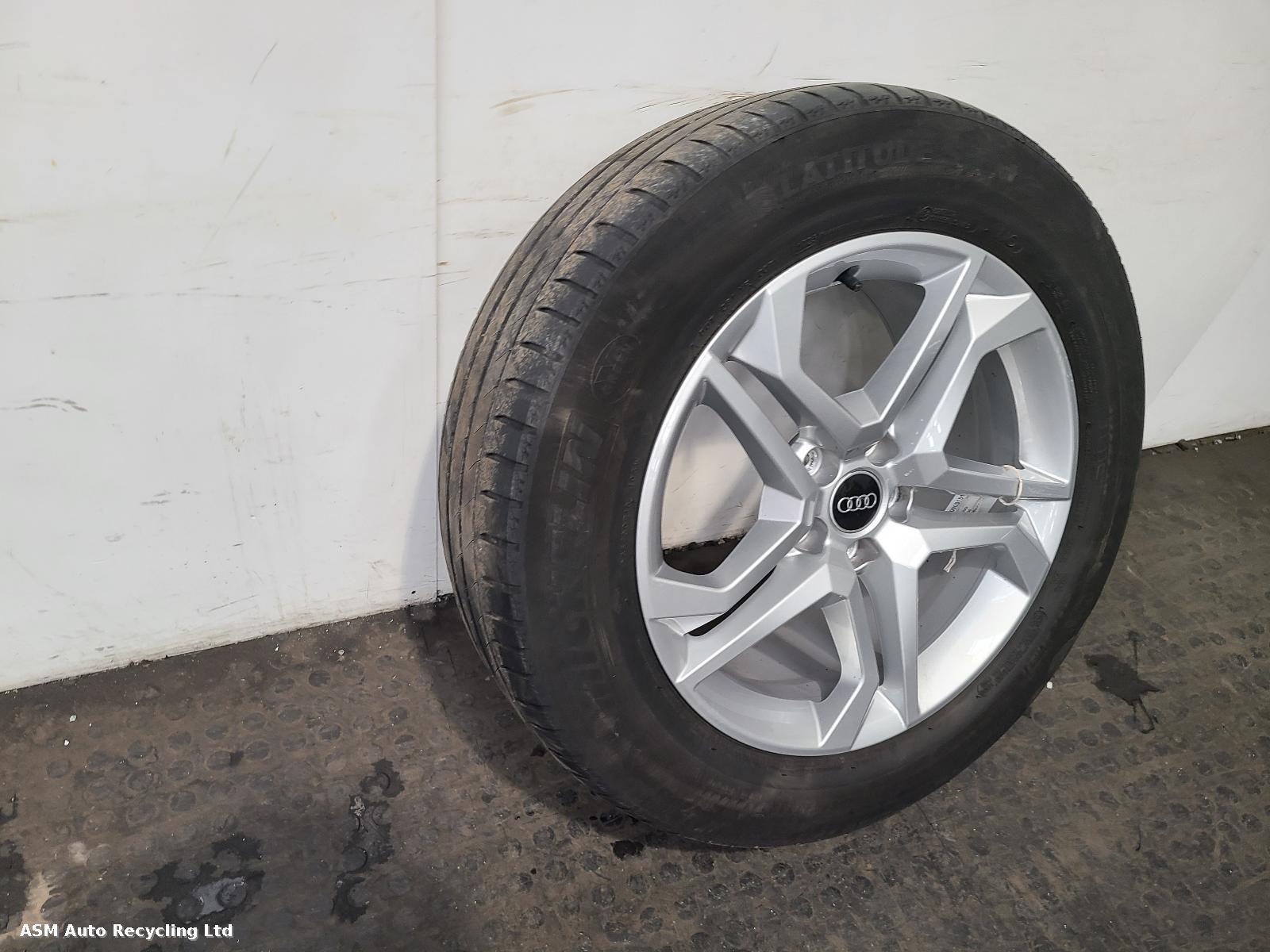 View Auto part Wheel Set Audi Q5 2021
