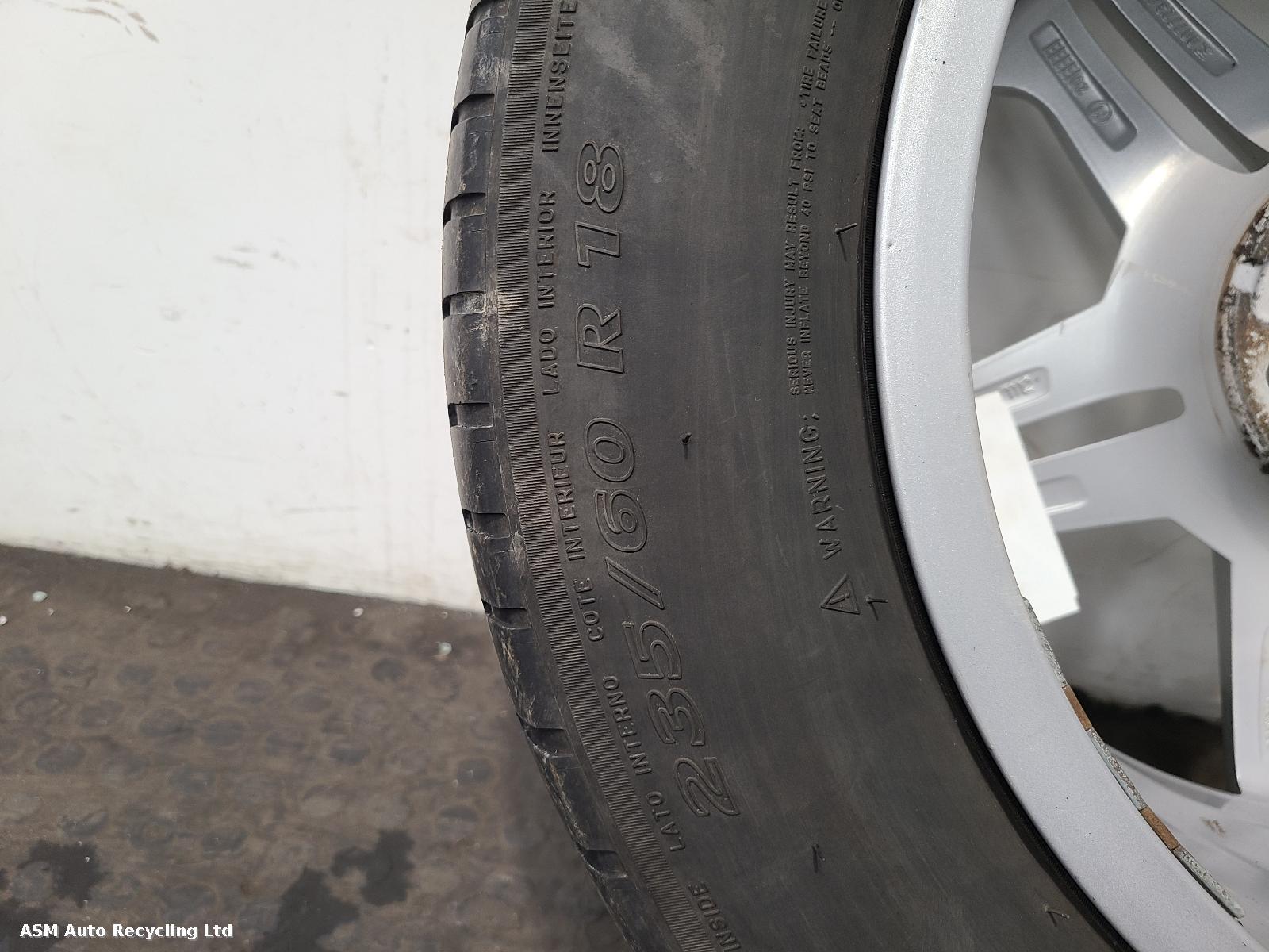 View Auto part Wheel Set Audi Q5 2021