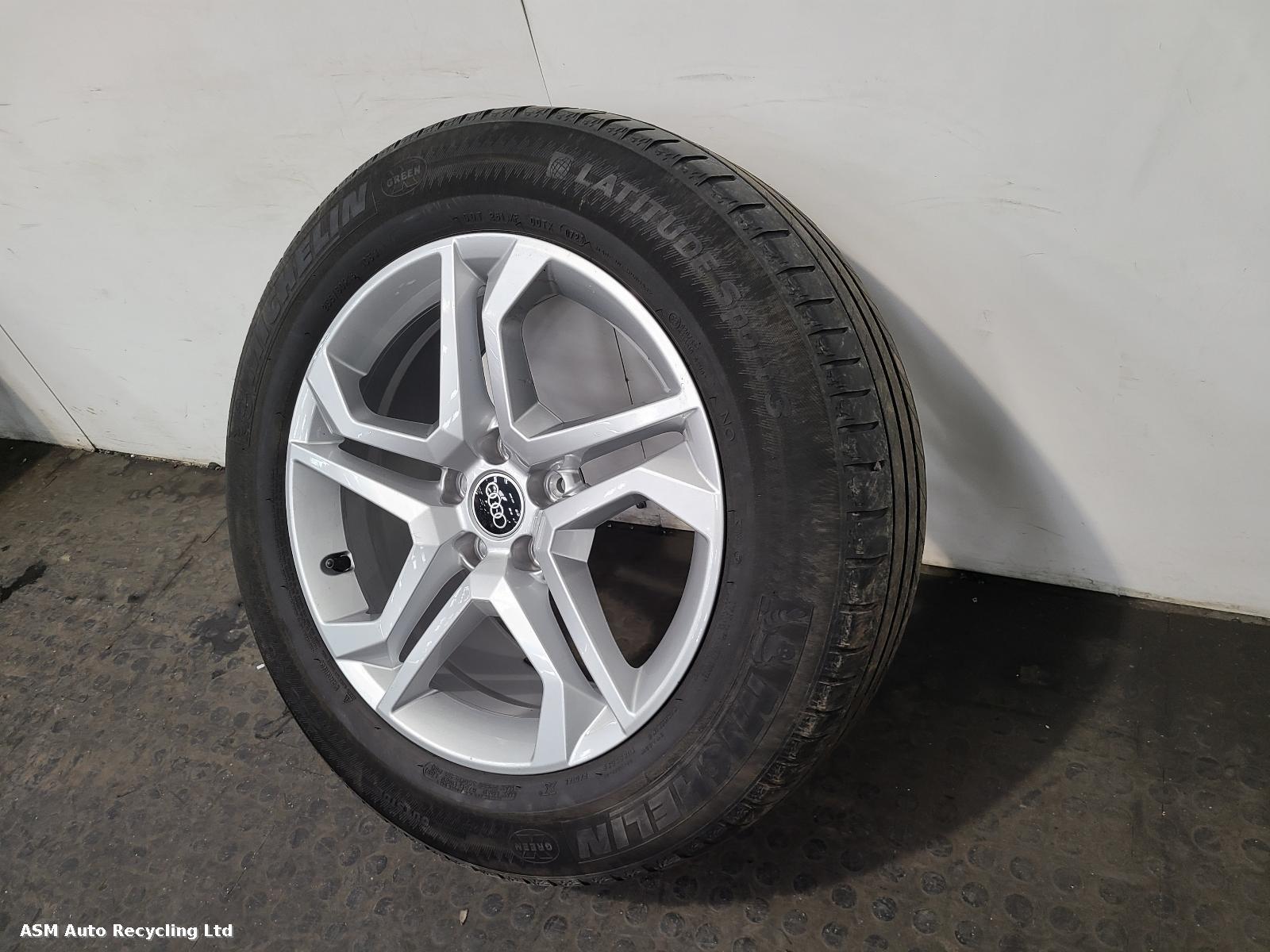 View Auto part Wheel Set Audi Q5 2021