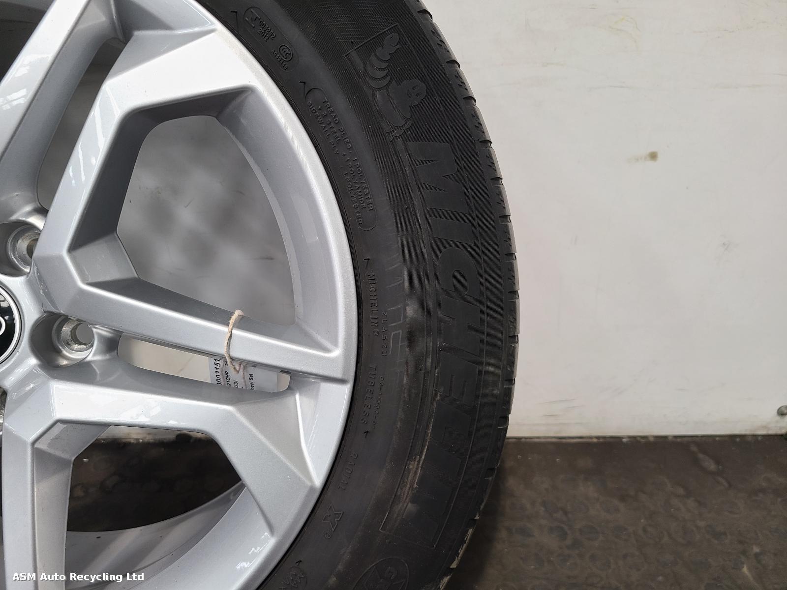 View Auto part Wheel Set Audi Q5 2021