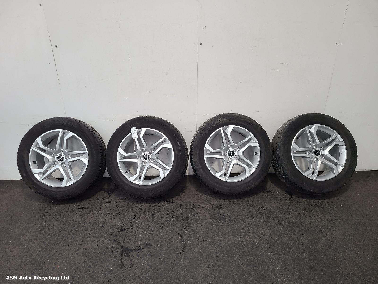 View Auto part Wheel Set Audi Q5 2021