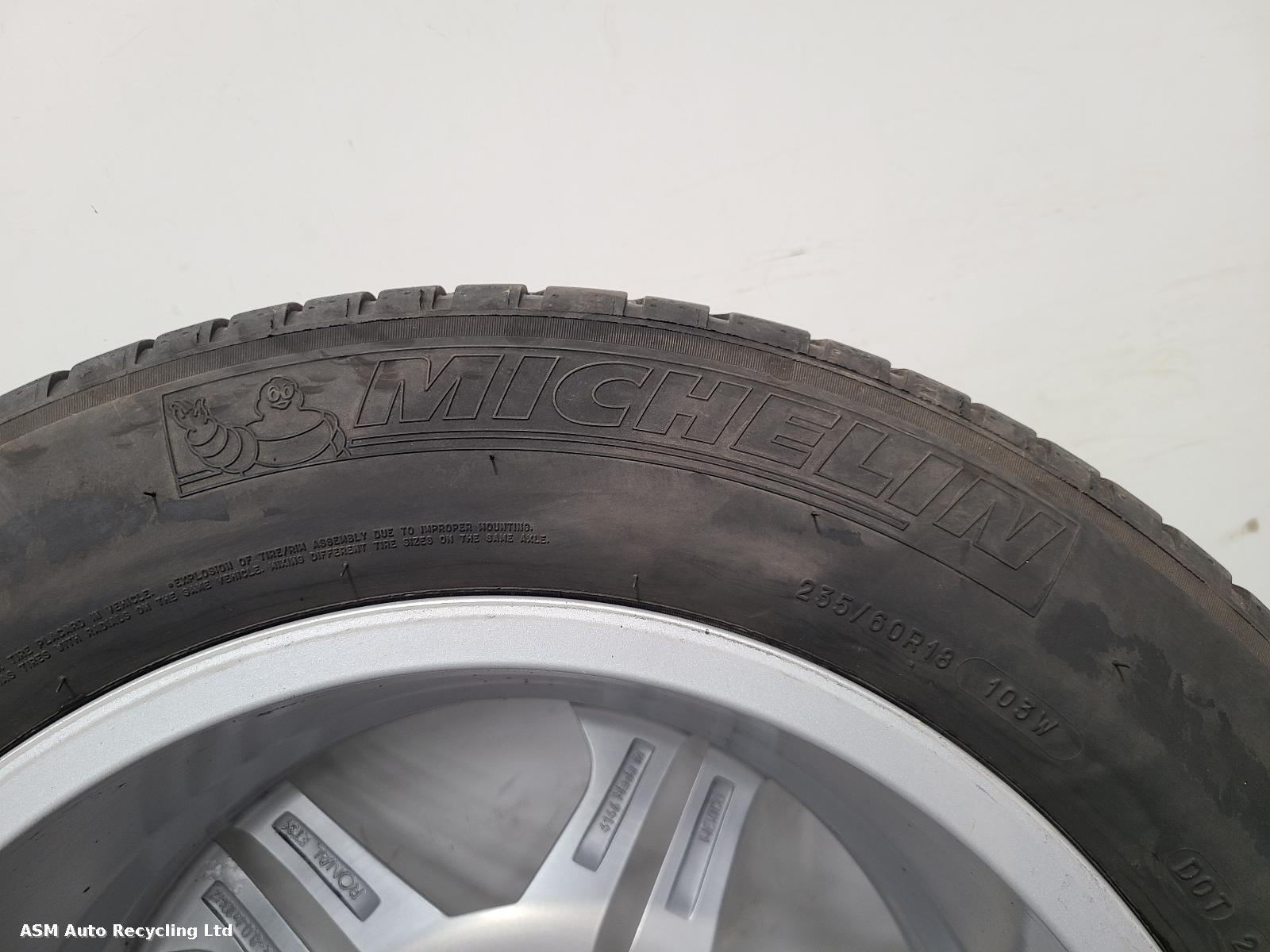View Auto part Wheel Set Audi Q5 2021