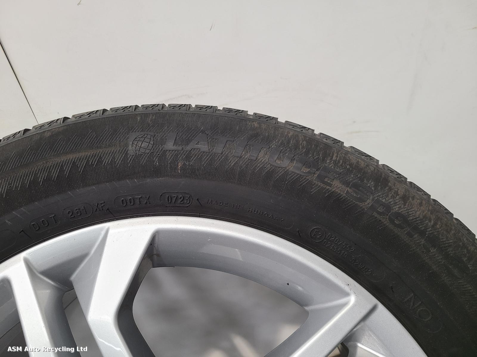 View Auto part Wheel Set Audi Q5 2021