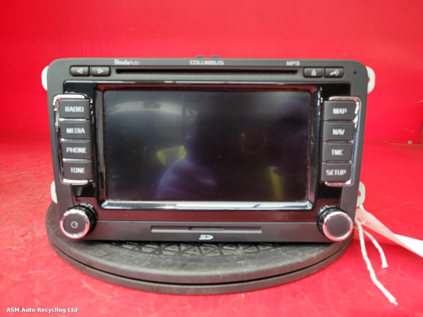 View Auto part A/V Equipment Skoda Superb 2012