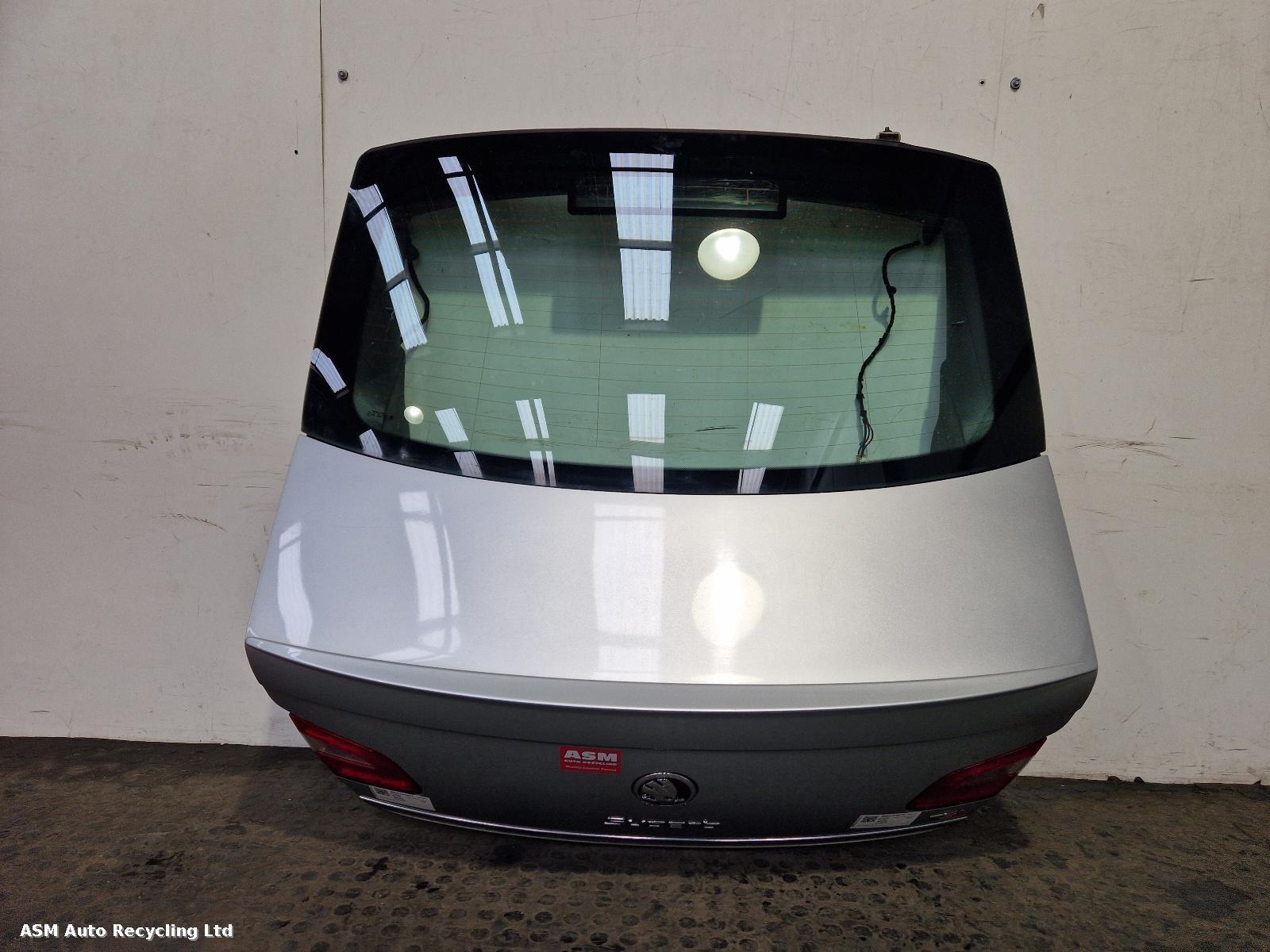 View Auto part Bootlid/Tailgate Skoda Superb 2012