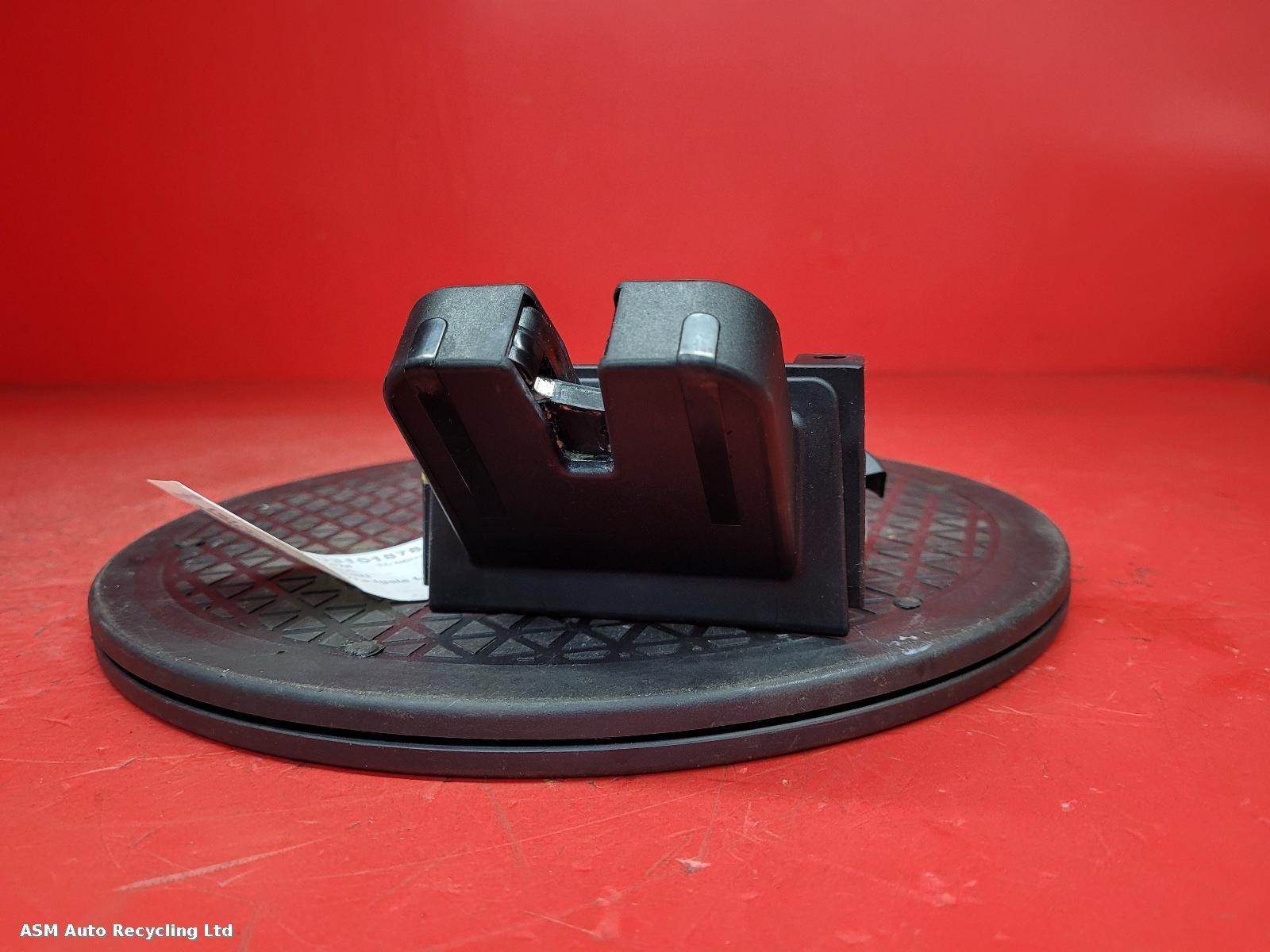 View Auto part Bootlid/Tailgate Lock Skoda Superb 2012