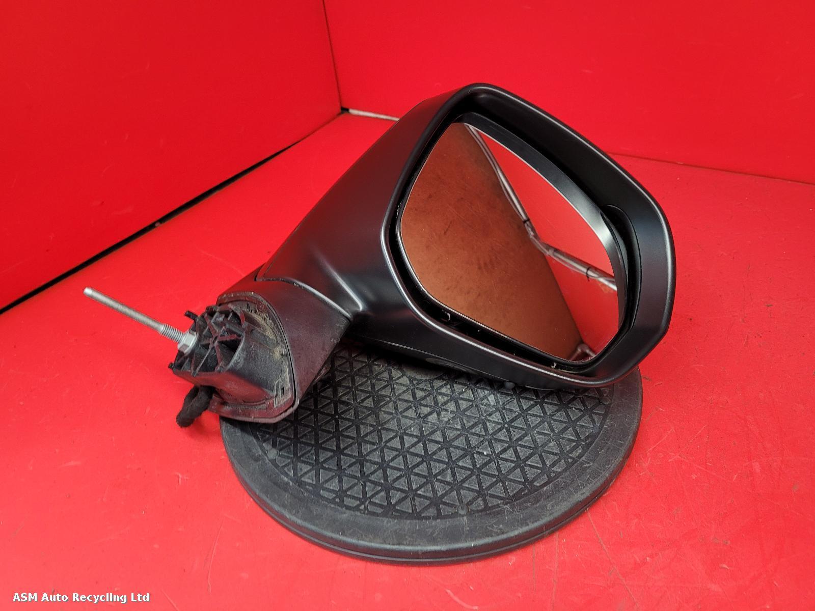 View Auto part R Door Mirror Peugeot 3008 2011