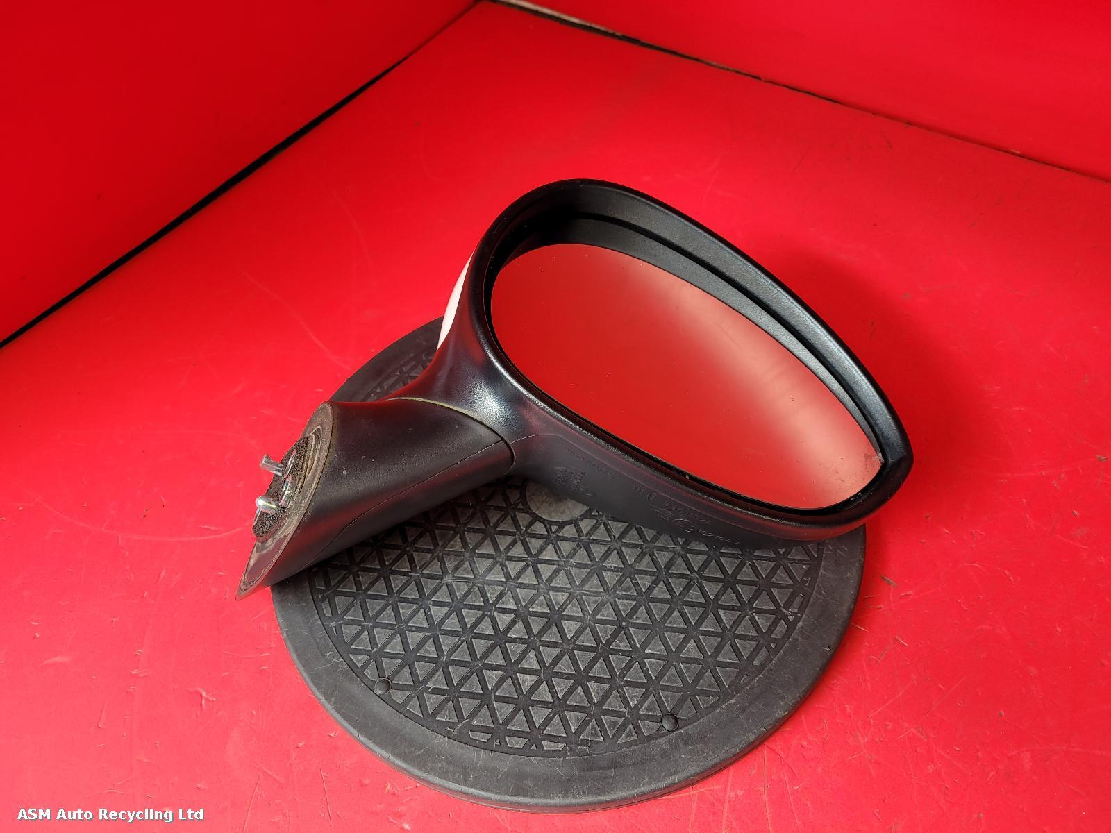 View Auto part R Door Mirror Fiat 500 2009