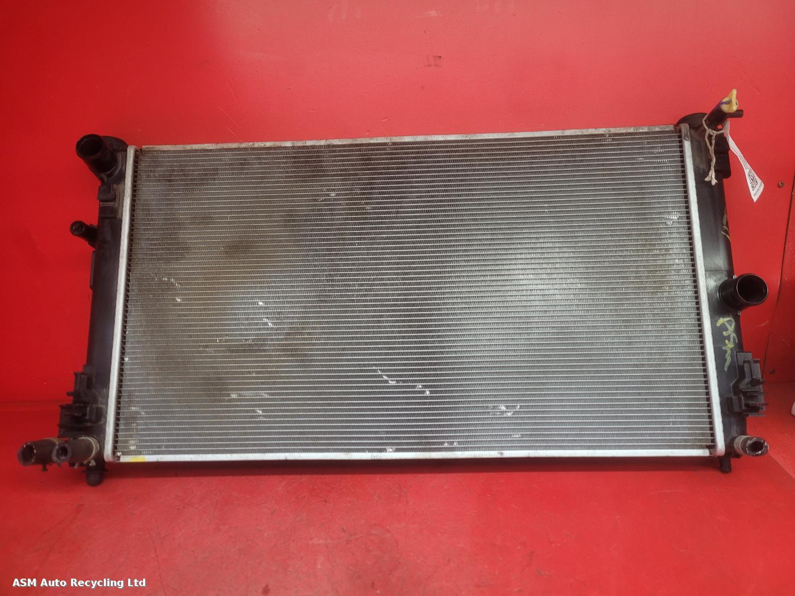 View Auto part Radiator Toyota C-hr 2019