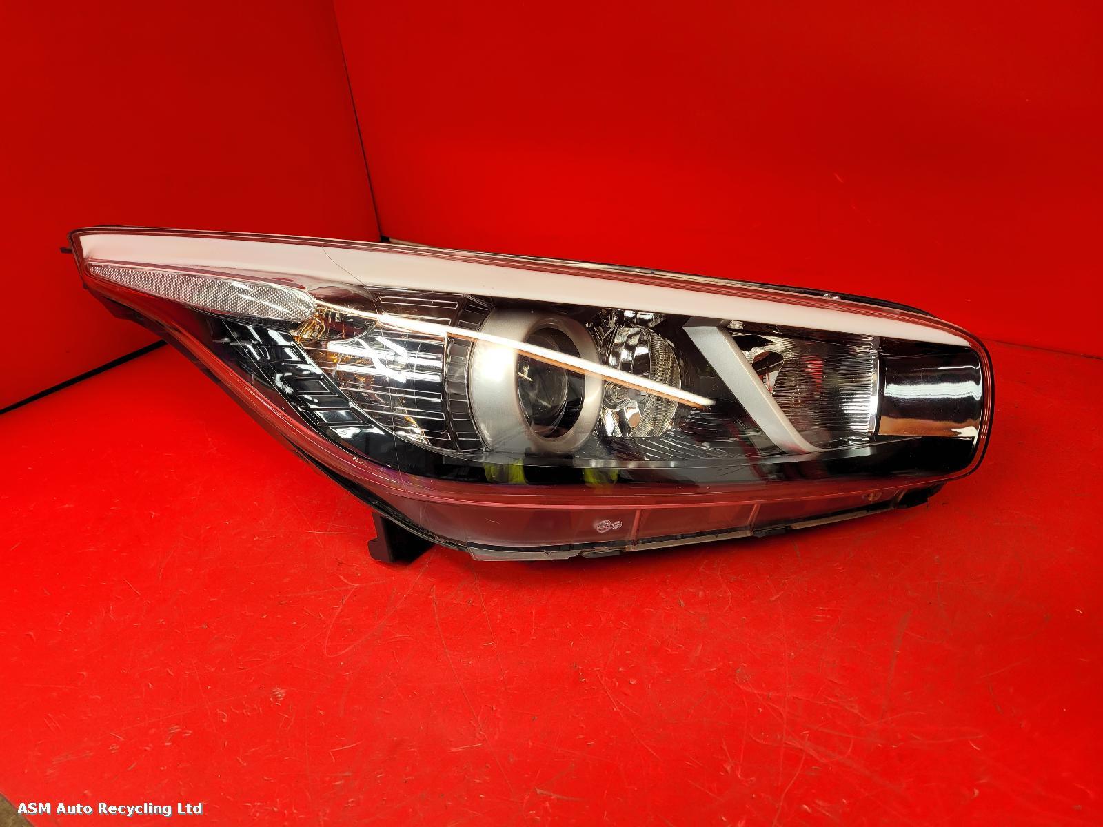 View Auto part R Headlamp Kia Ceed 2018