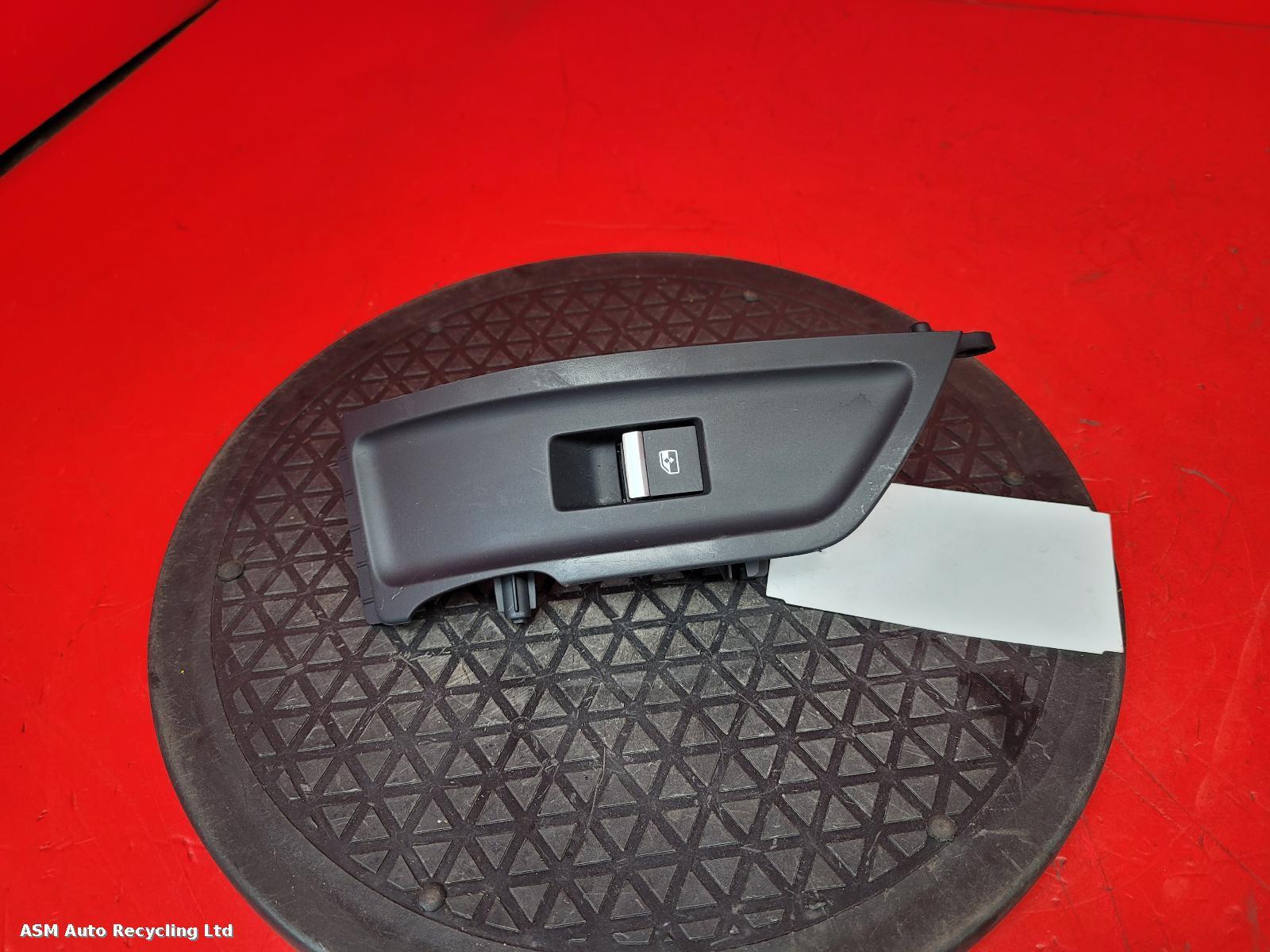 View Auto part Elect. Window Switch Audi Q5 2023