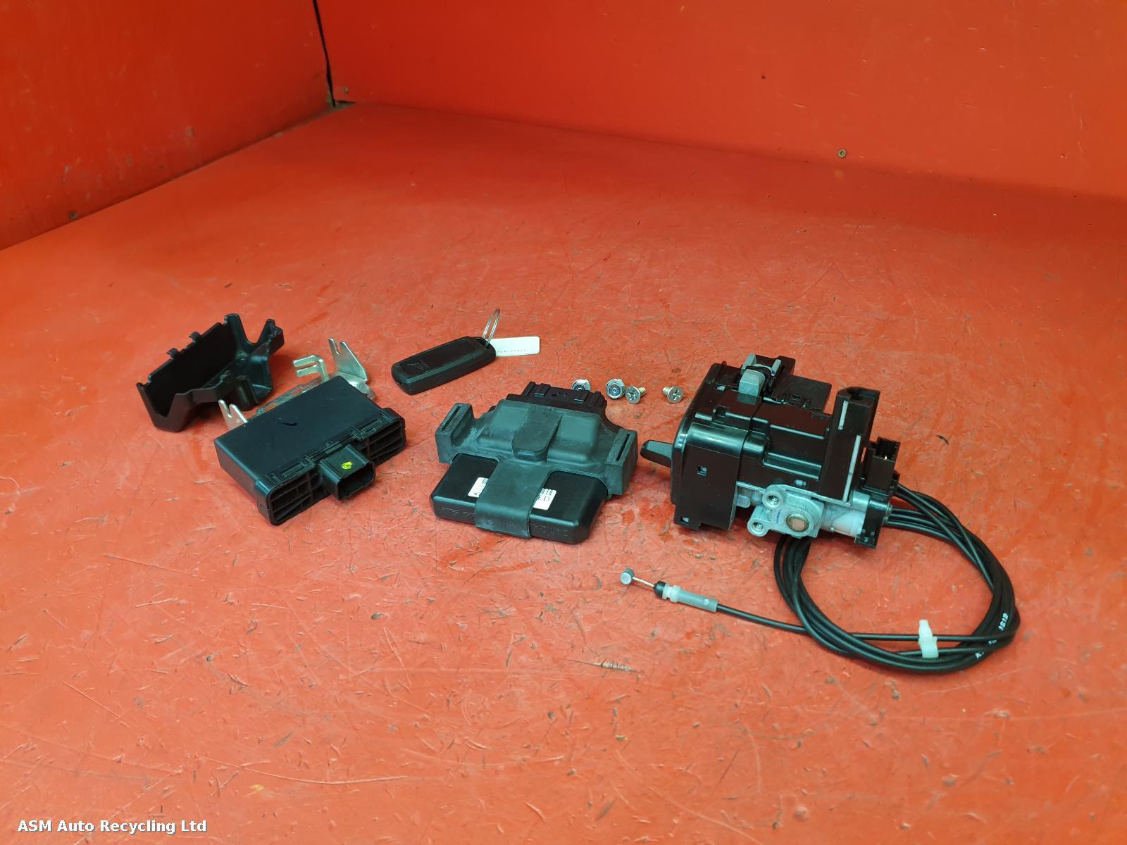 View Auto part Comp.Lock Set + Keys Honda Sh 350 As-p 2022