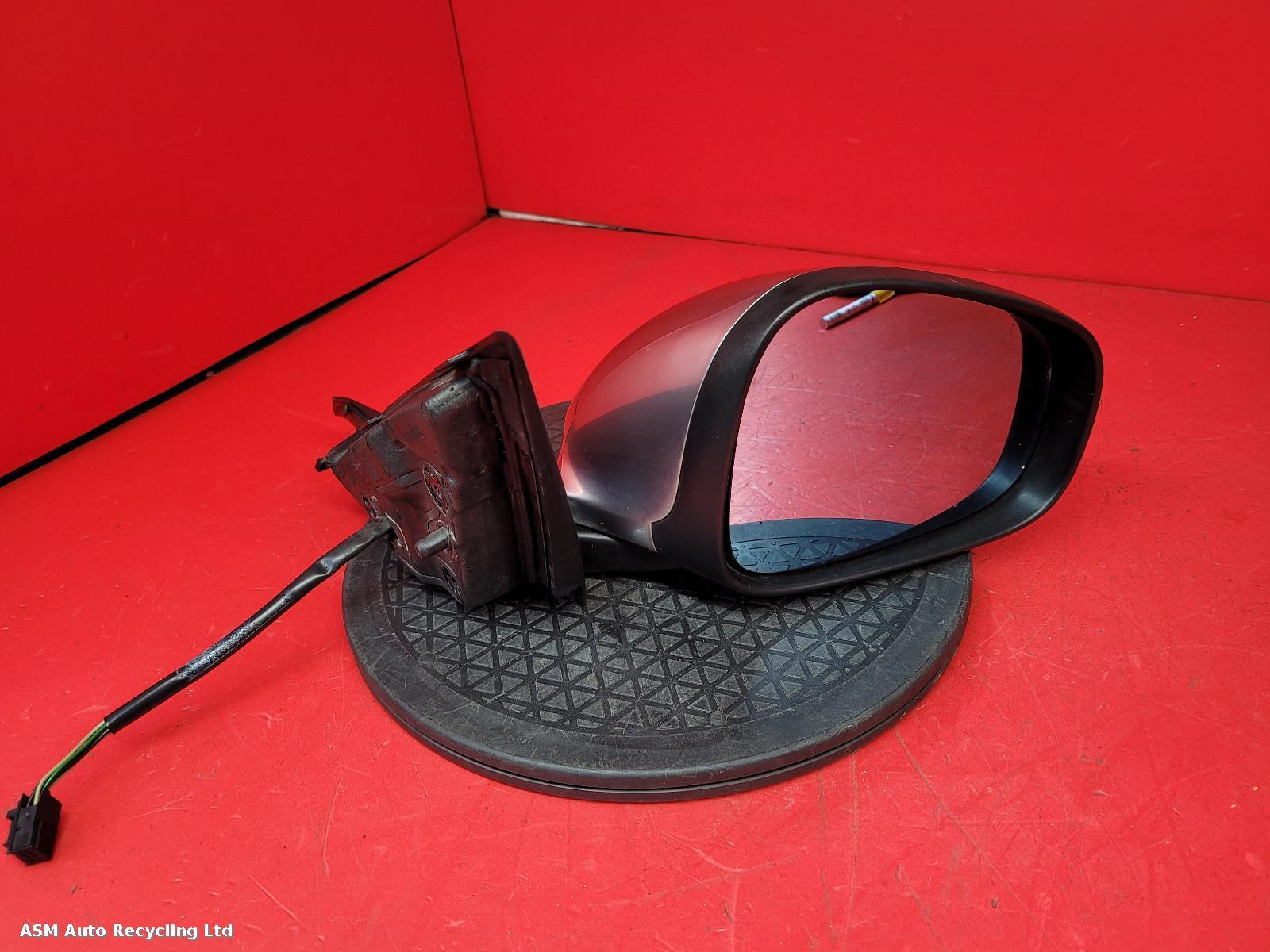 View Auto part R Door Mirror Alfa Romeo Giulietta 2011