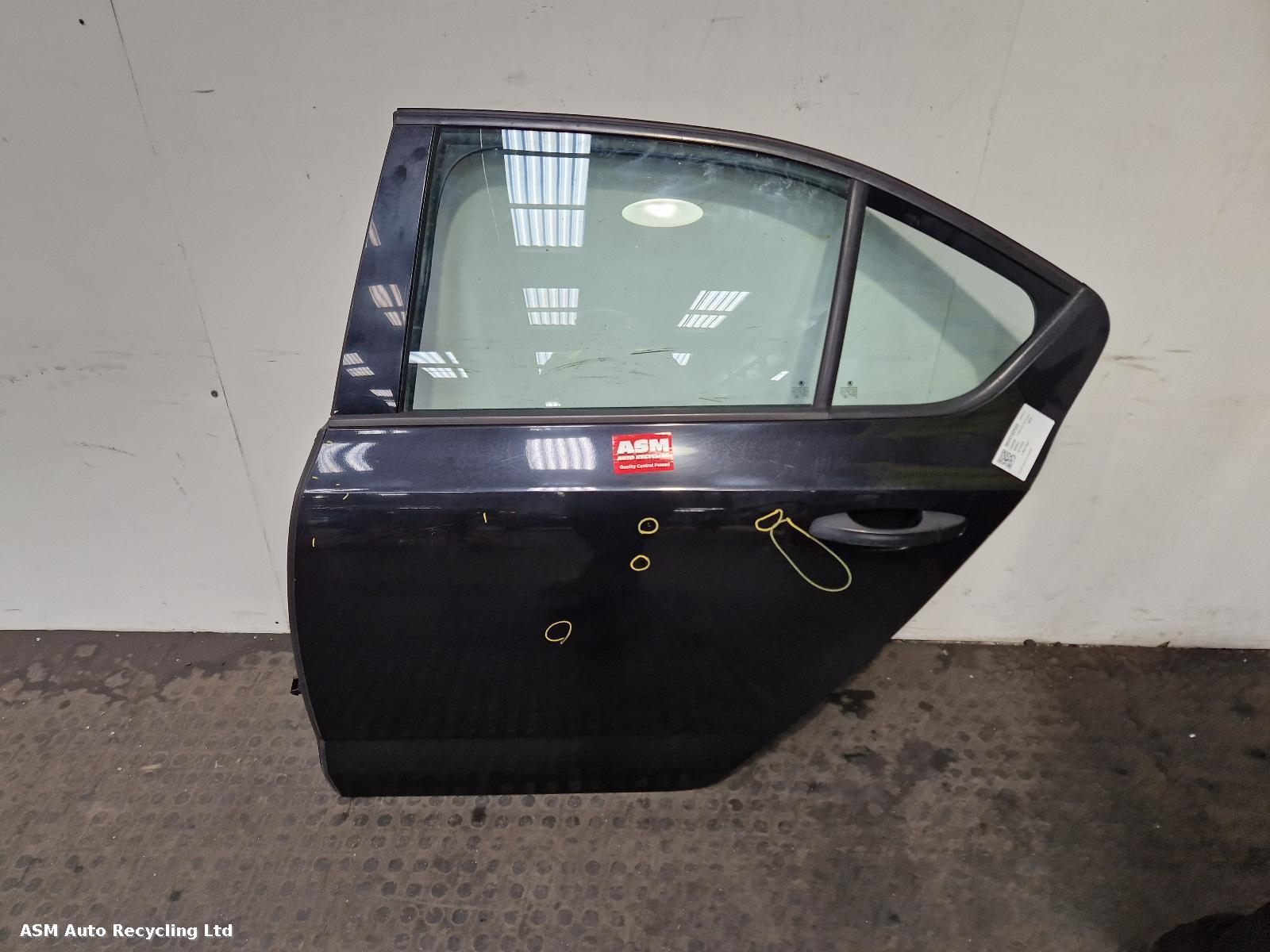 View Auto part L Rear Door Skoda Octavia 2016