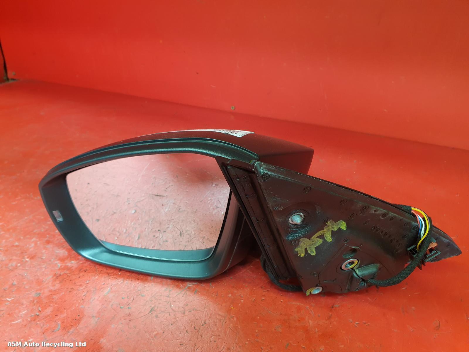 View Auto part L Door Mirror Skoda Octavia 2016