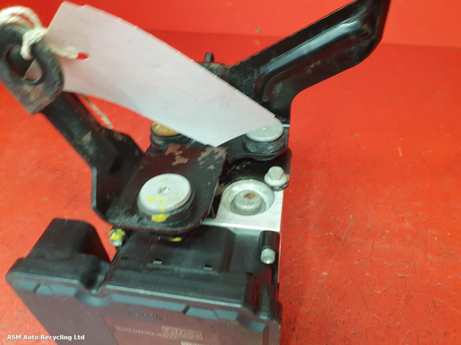 View Auto part ABS Pump/Modulator Ford Fiesta 2013