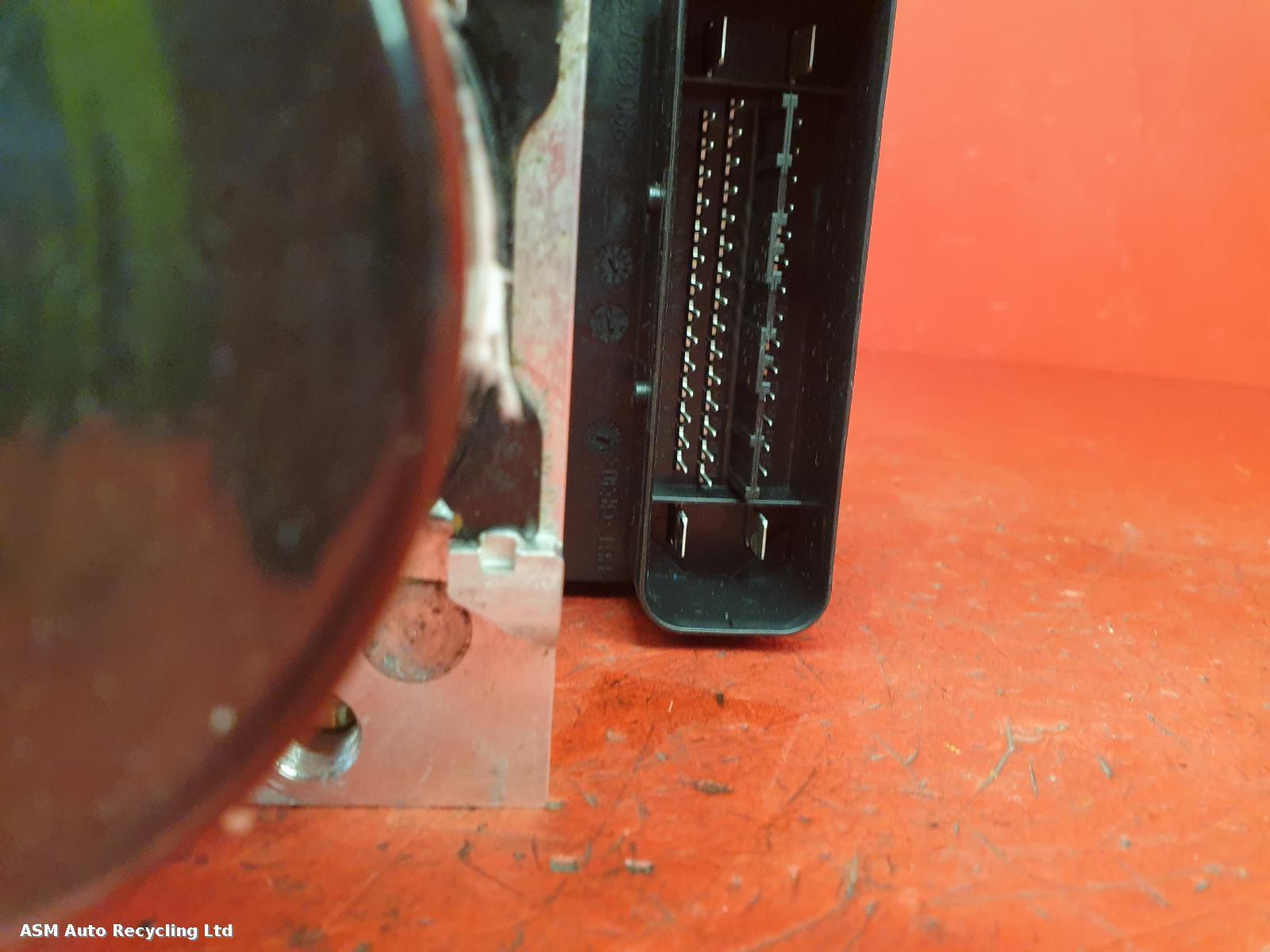 View Auto part ABS Pump/Modulator Ford Fiesta 2013
