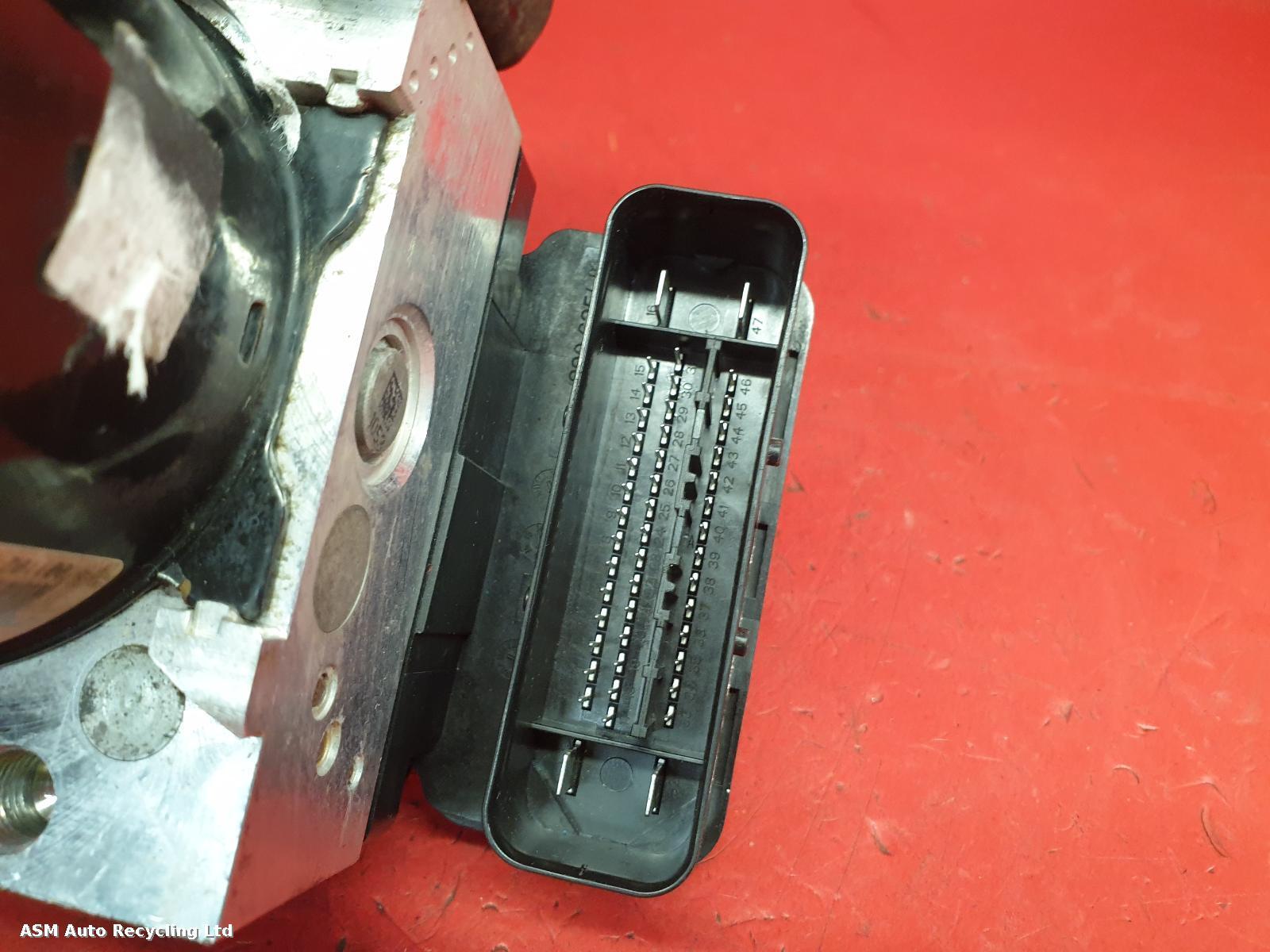View Auto part ABS Pump/Modulator Ford Fiesta 2013